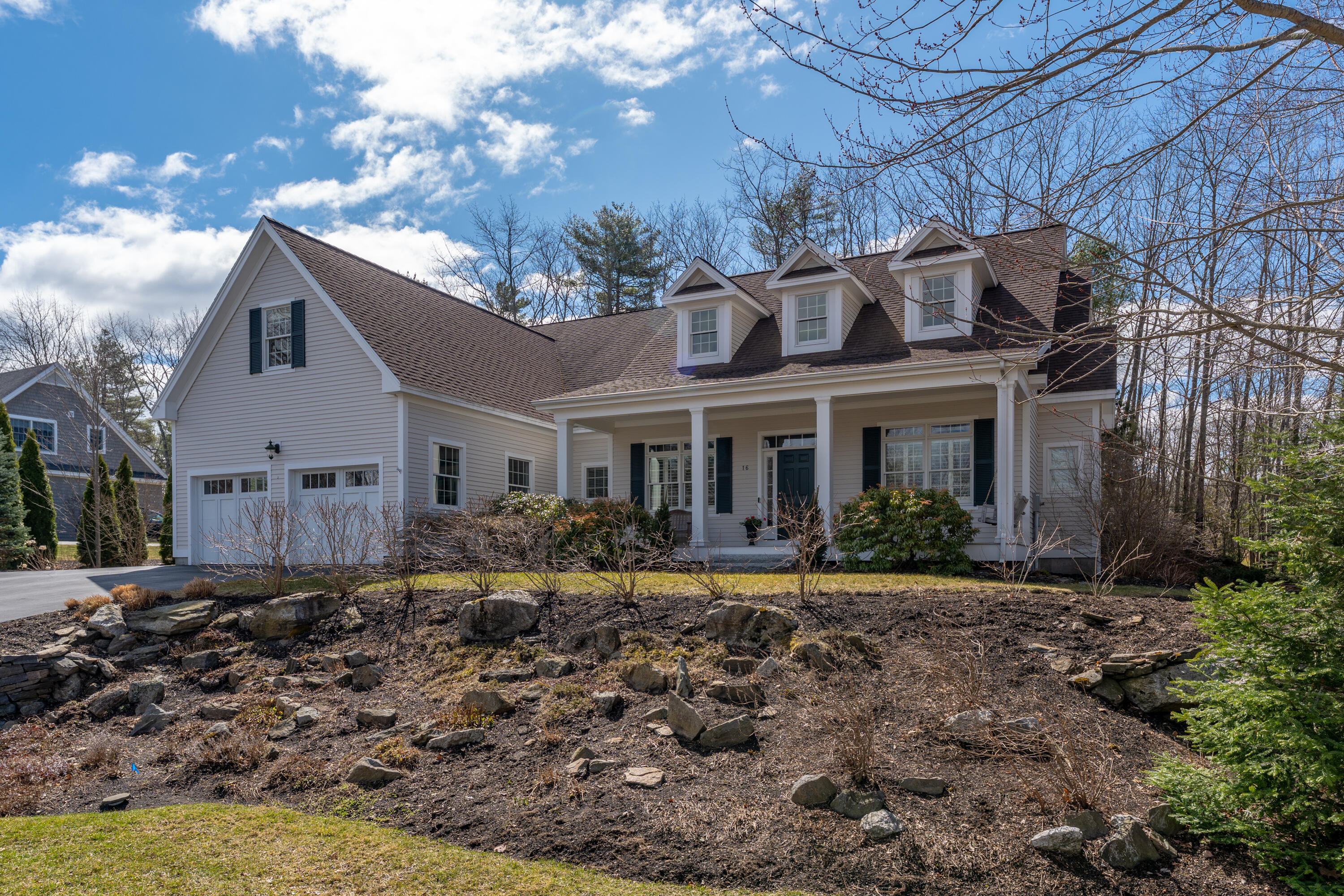 16 Old Oak Way, 16