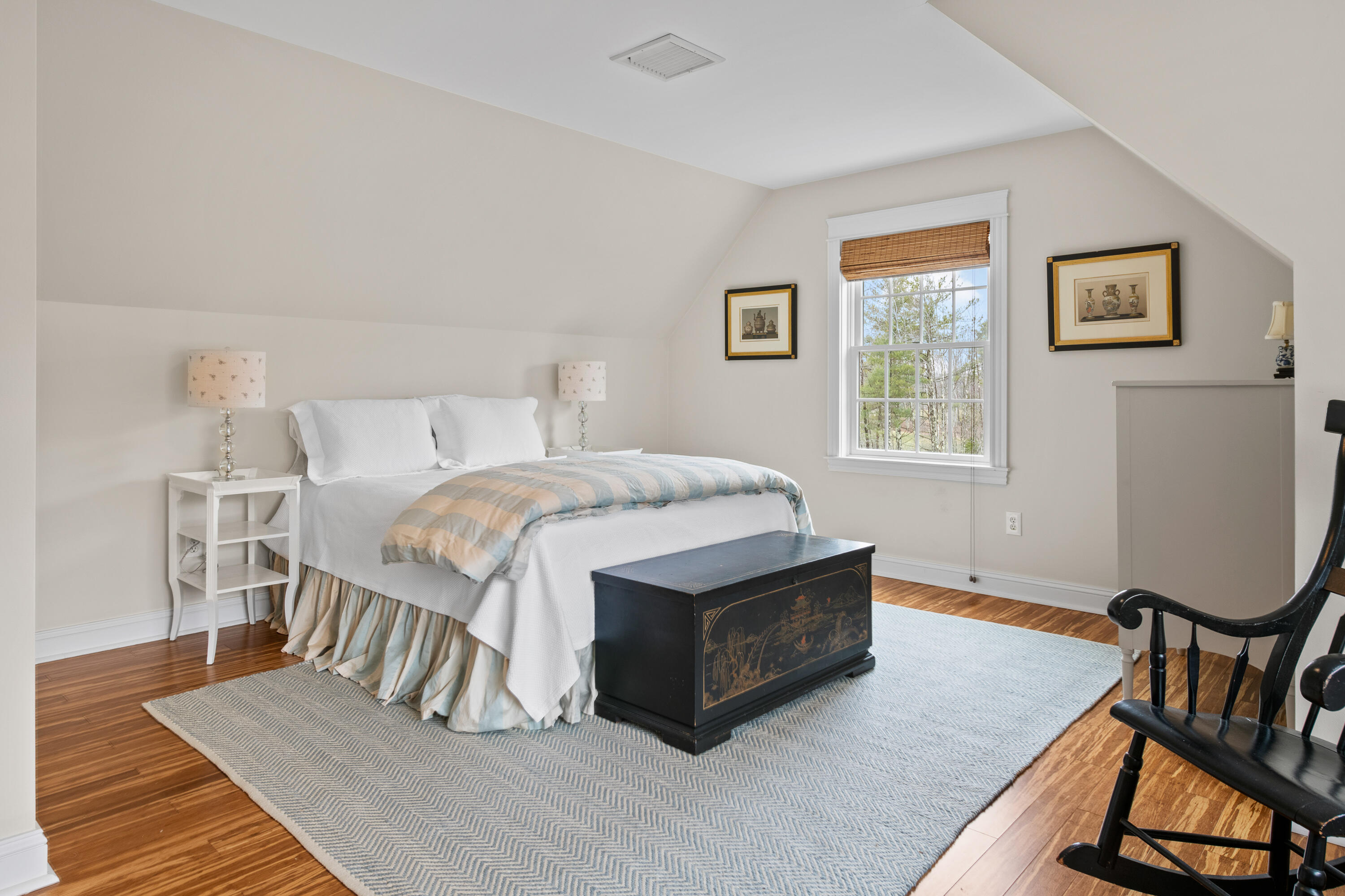 16 Old Oak Way, 16