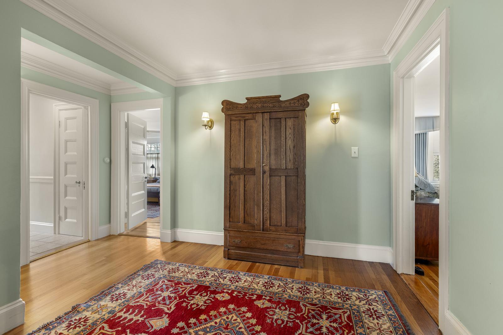 55 Bowdoin Street