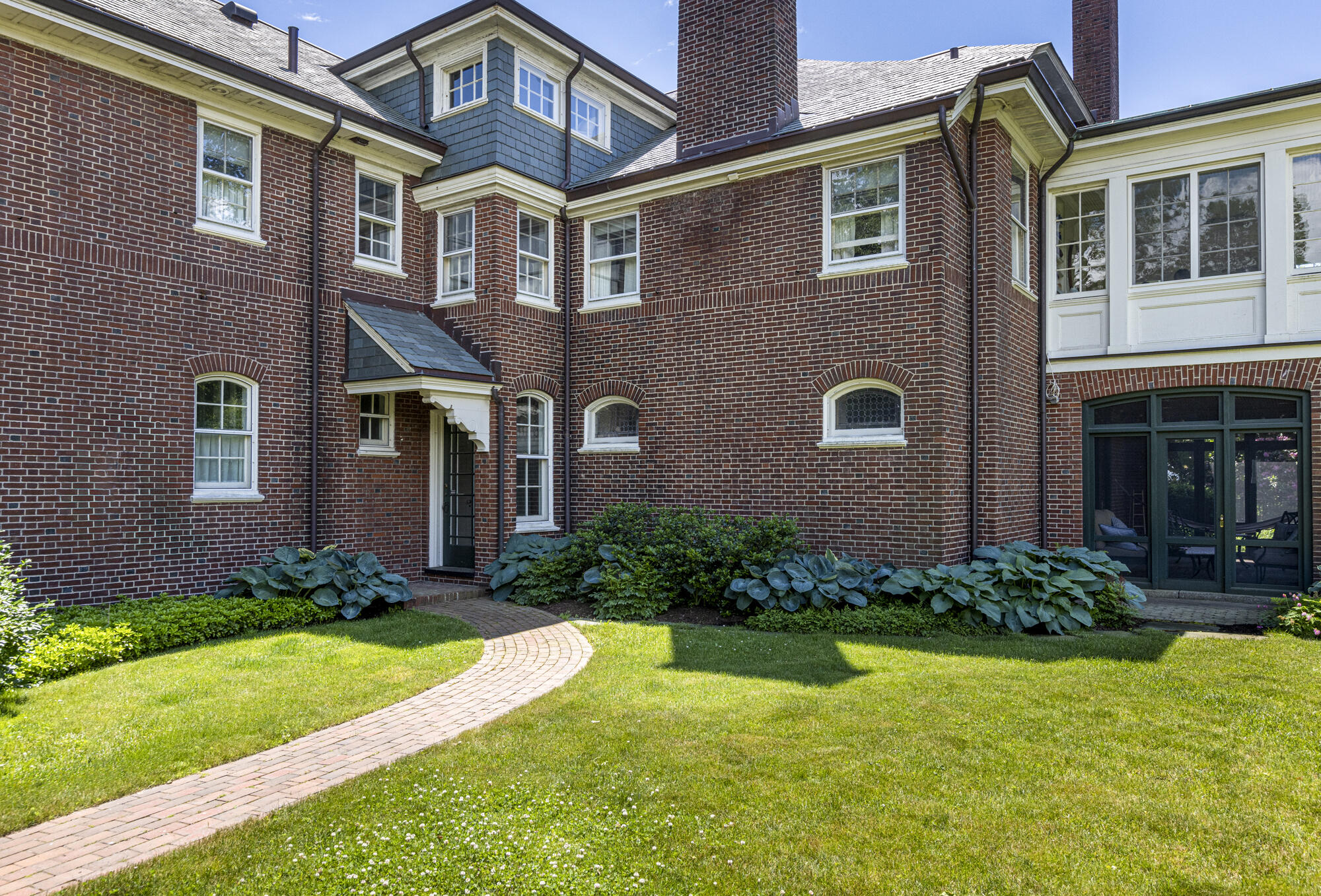 55 Bowdoin Street