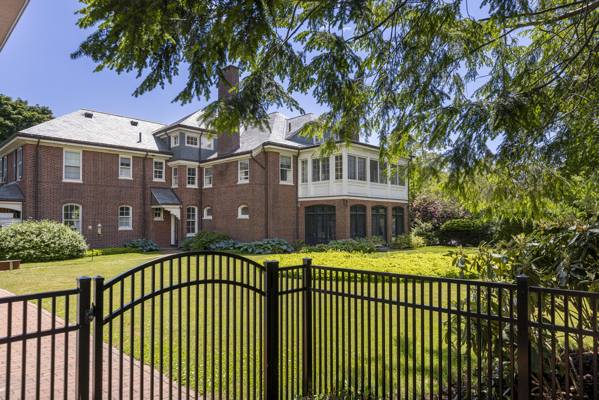 55 Bowdoin Street