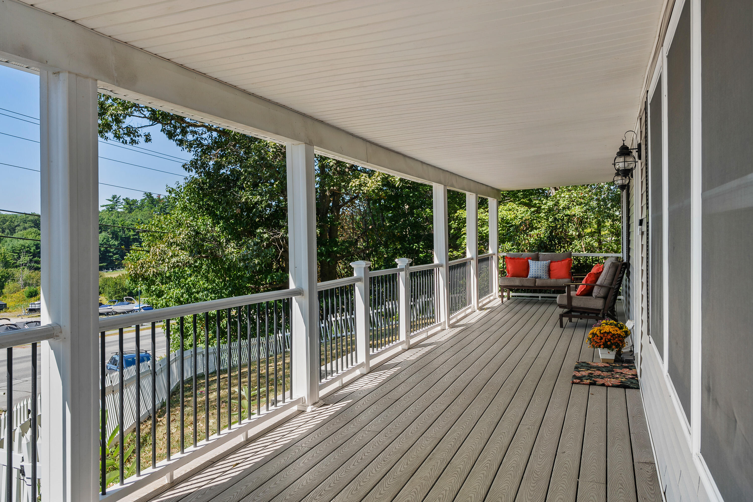 589 Roosevelt Trail
