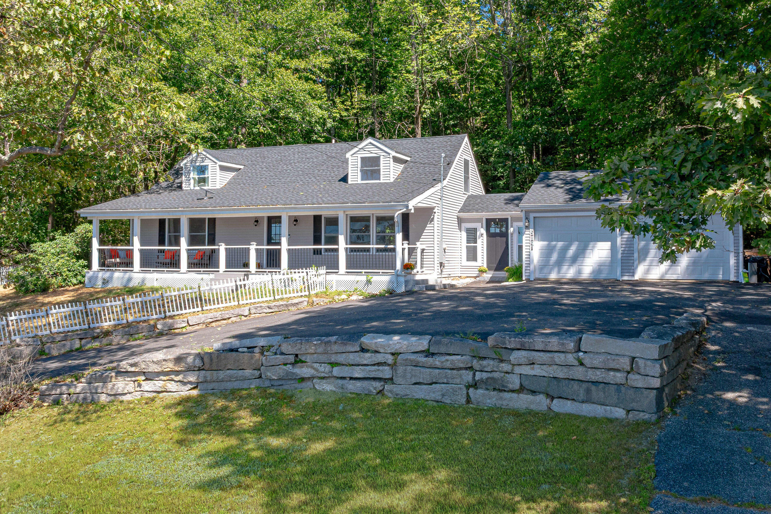 589 Roosevelt Trail
