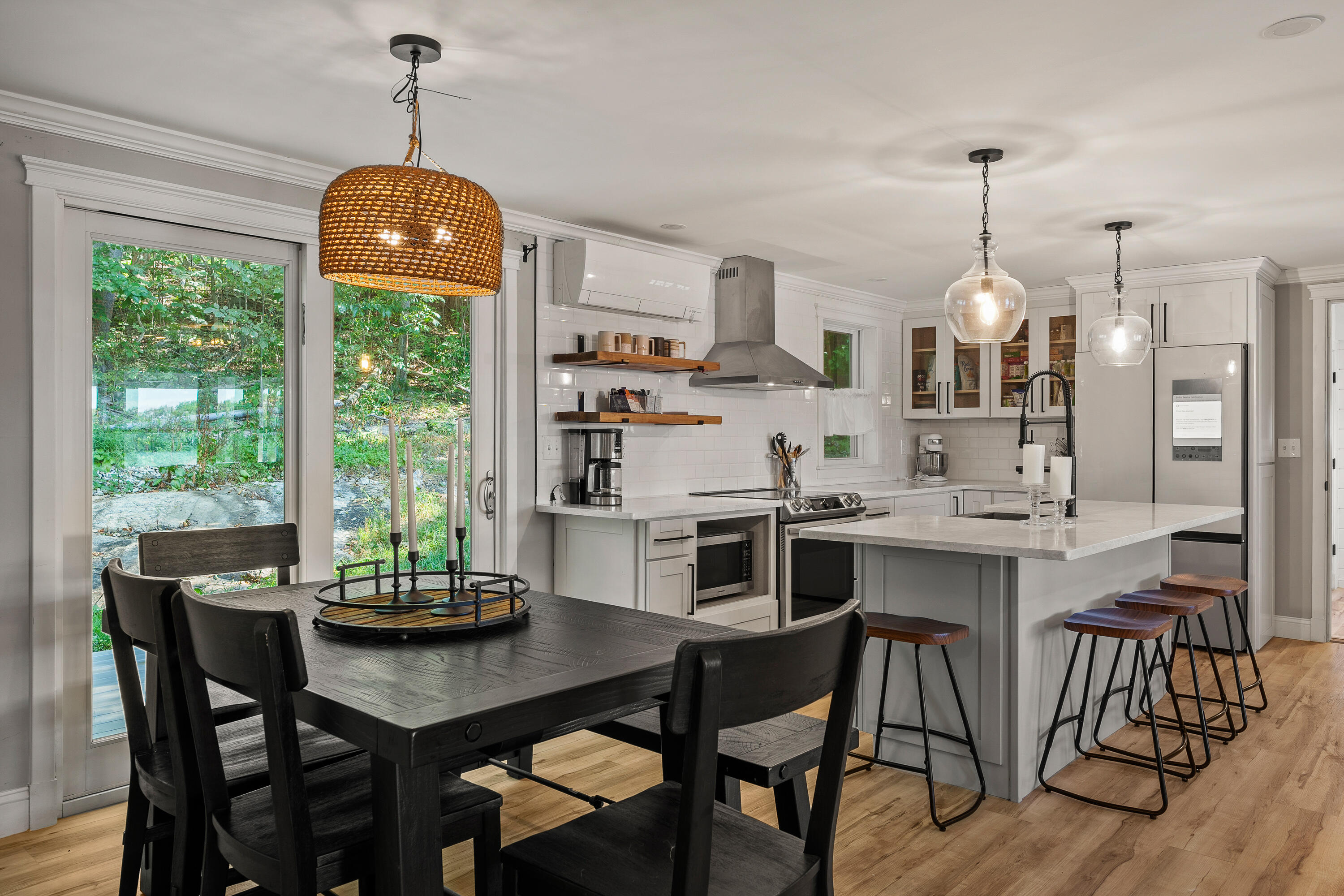 589 Roosevelt Trail