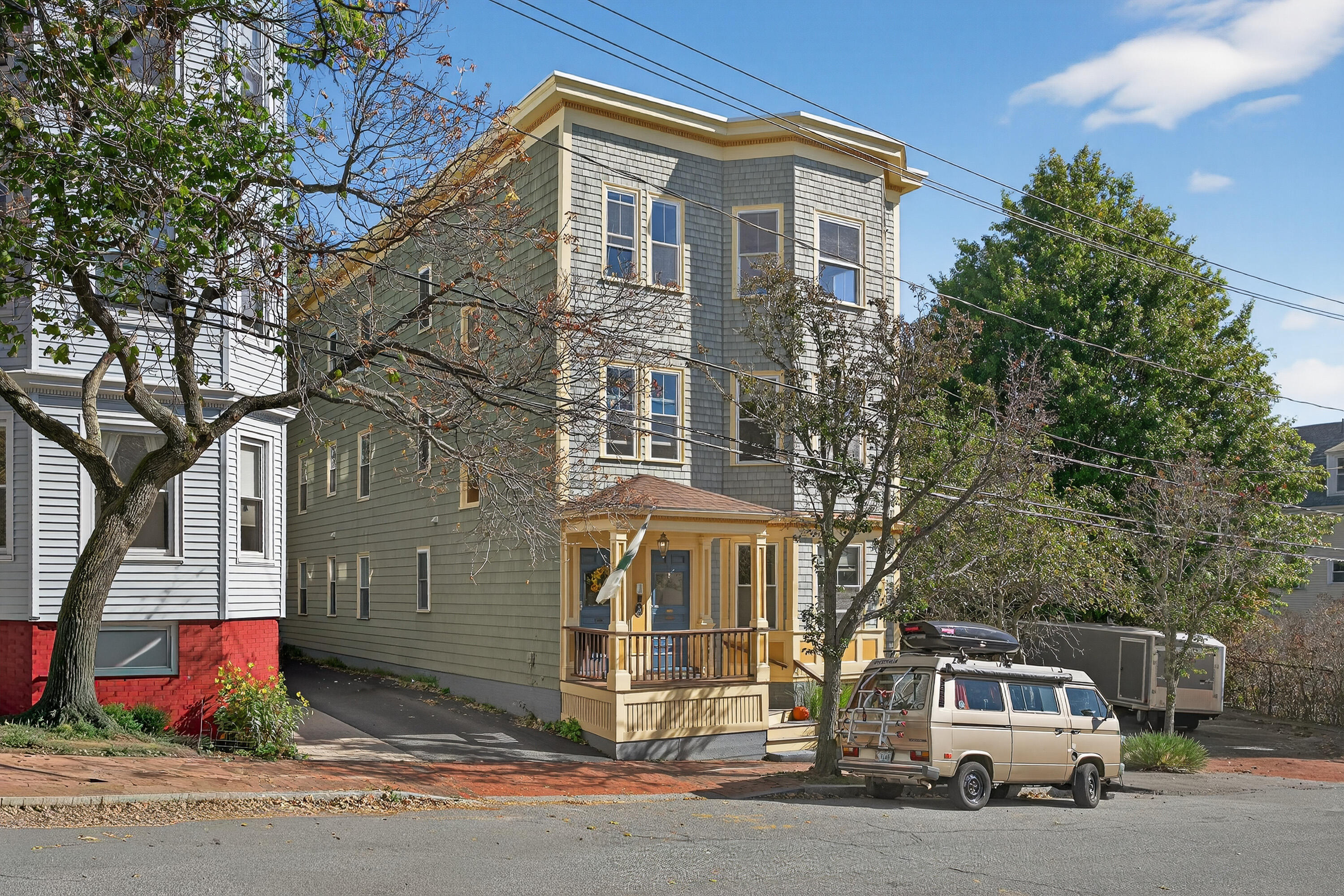 21 Sheridan Street, 3
