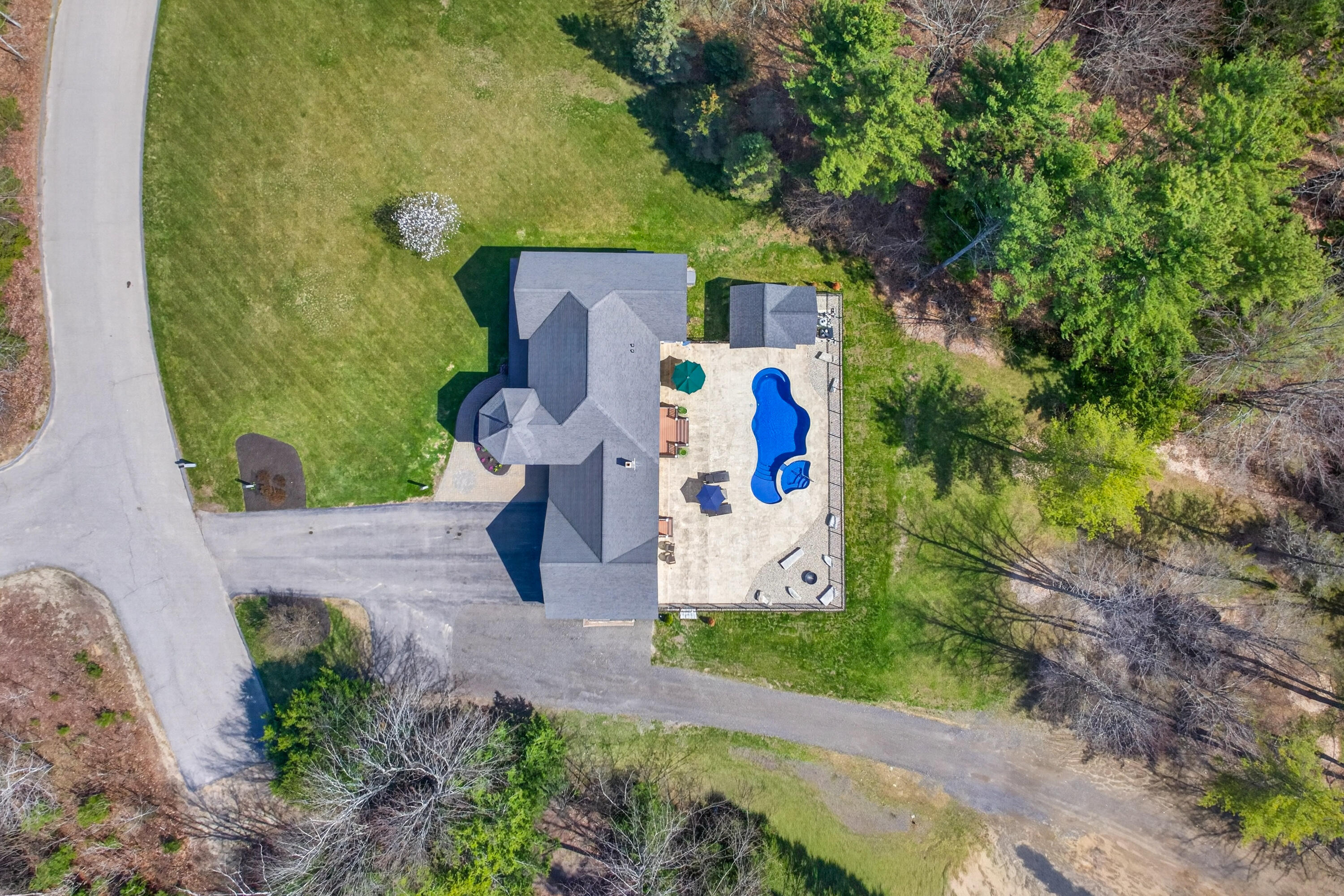 18 Laurel Ridge Road
