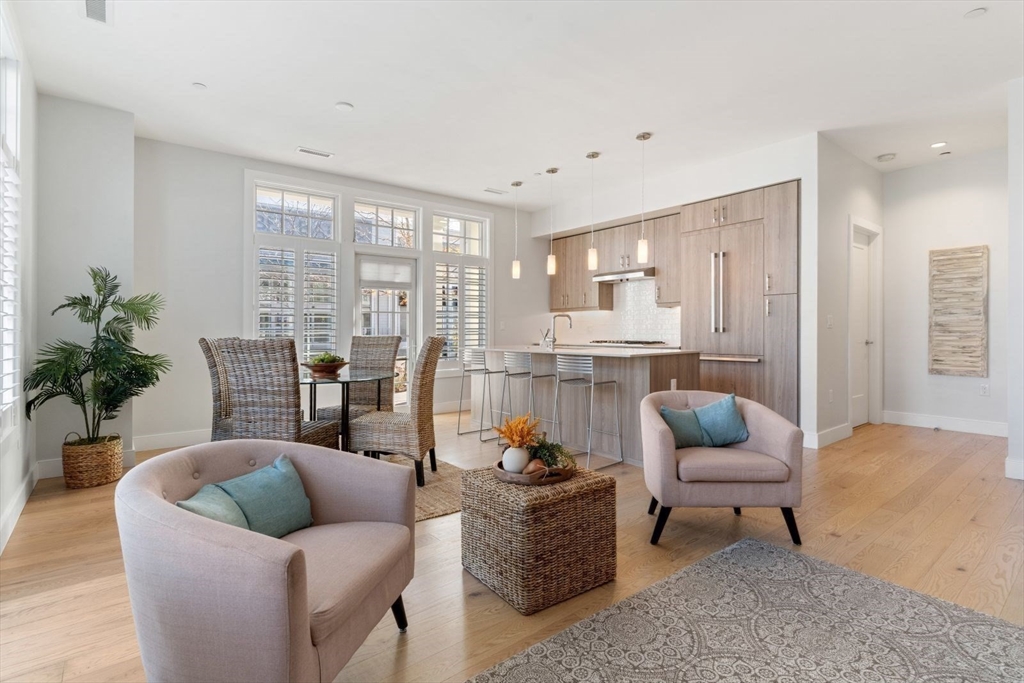 10 Shipyard Drive # 104