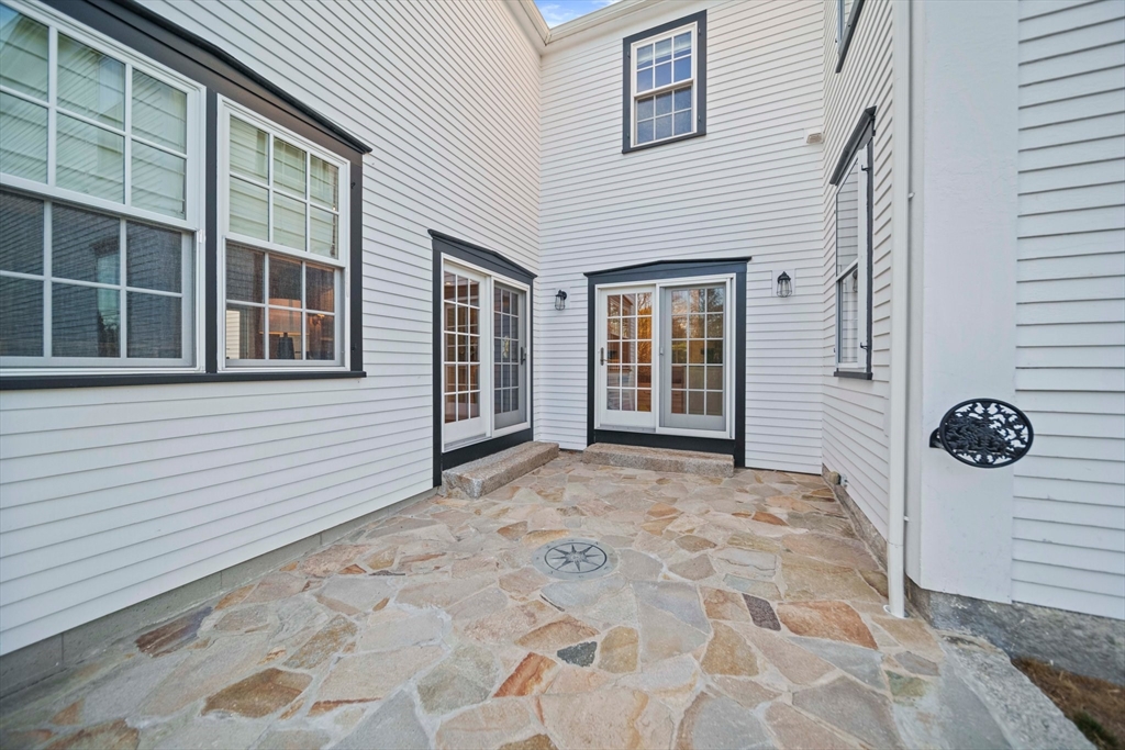 117 S Main St