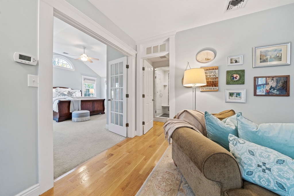 117 S Main St