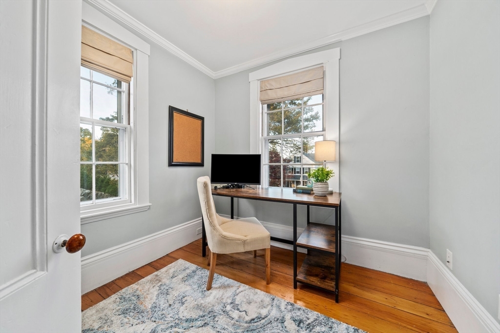 117 S Main St