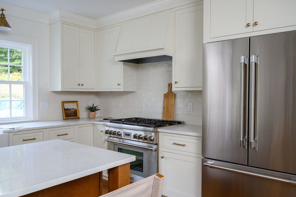 5 Woodbine Lane