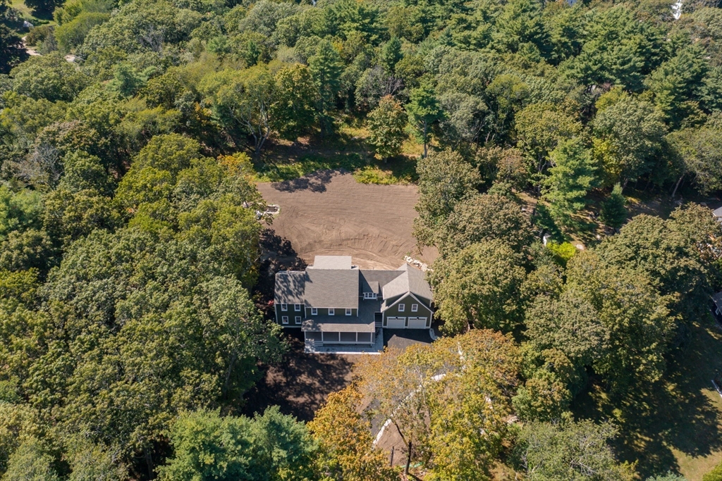 5 Woodbine Lane