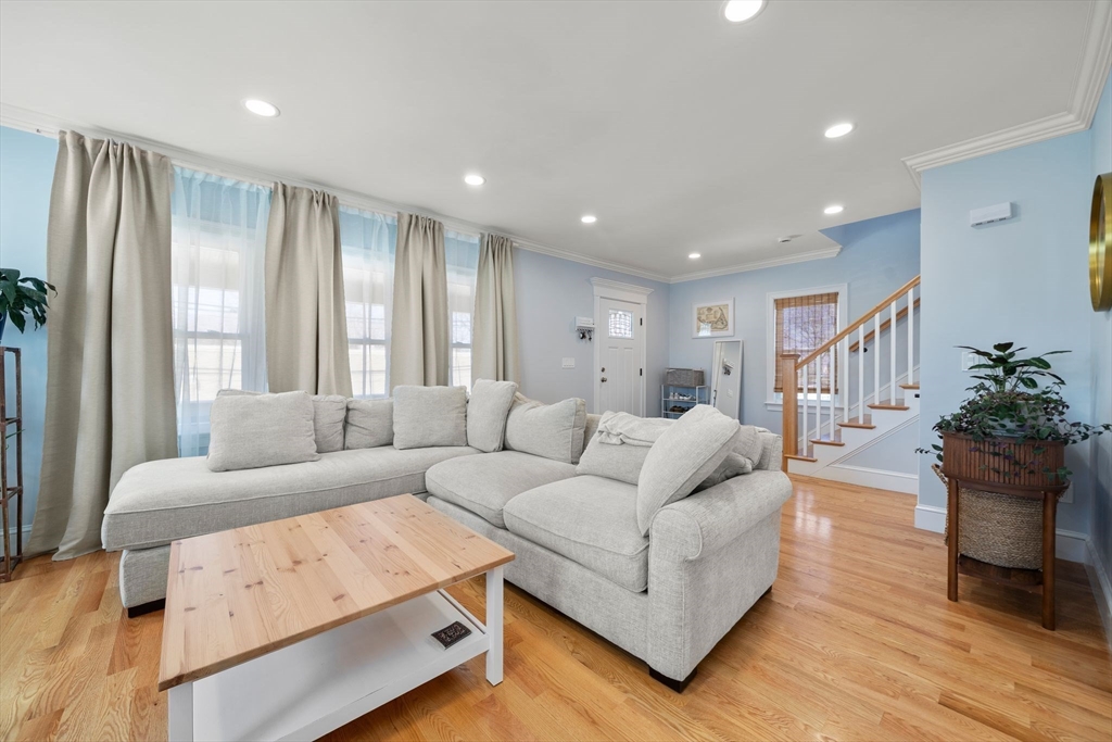 11 Birchbrow Avenue