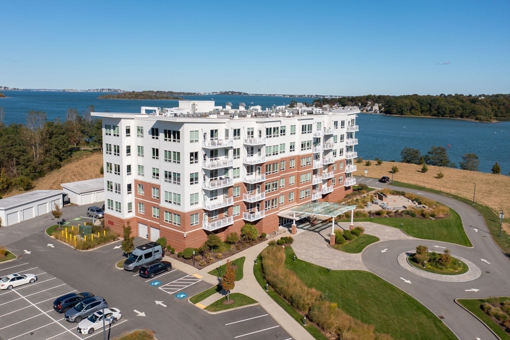 130 Broad Broad Reach # 606