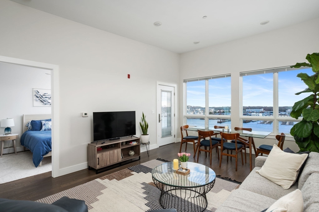 130 Broad Broad Reach # 606