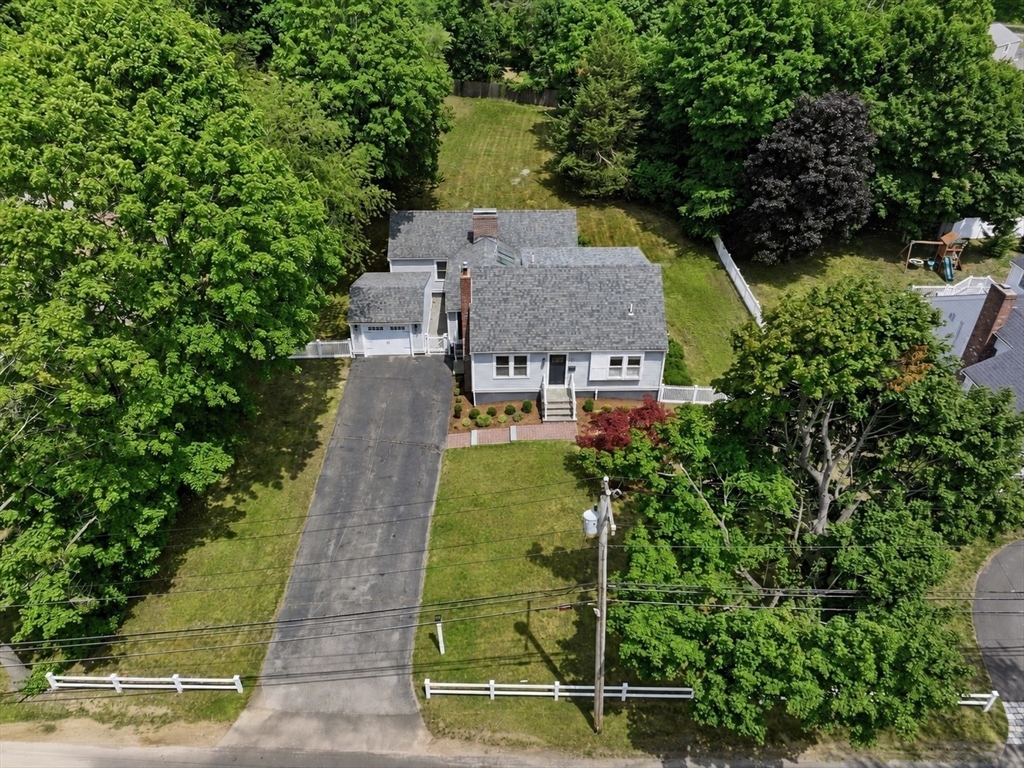 19 Planters Field Ln