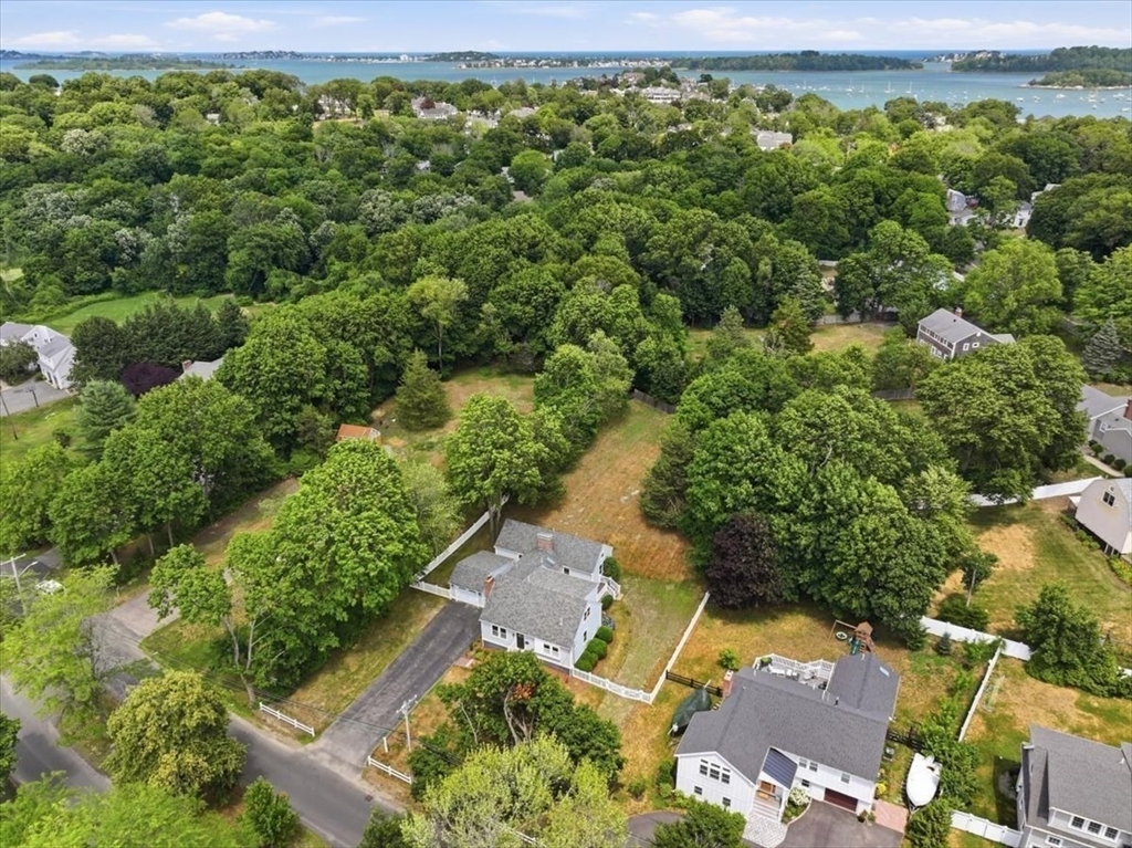 19 Planters Field Ln