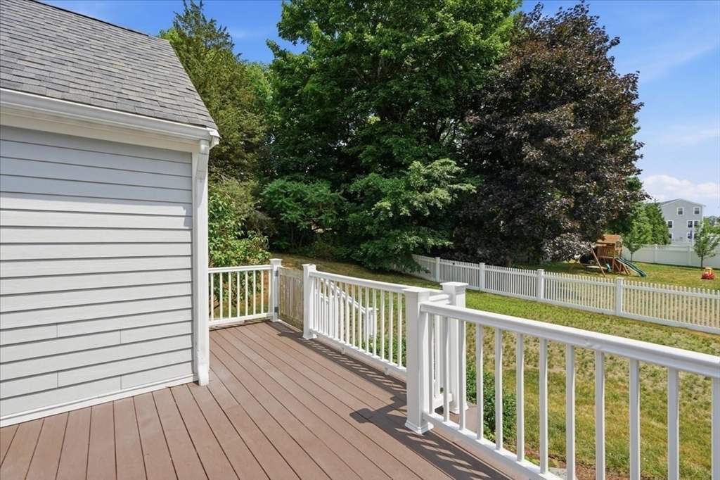 19 Planters Field Ln