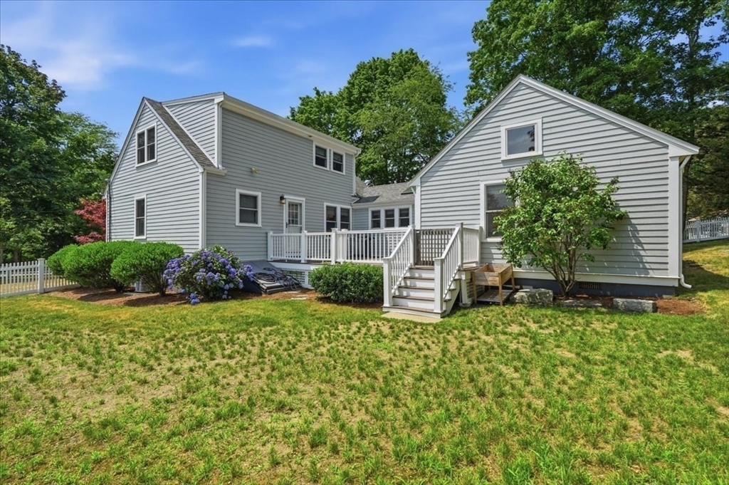 19 Planters Field Ln