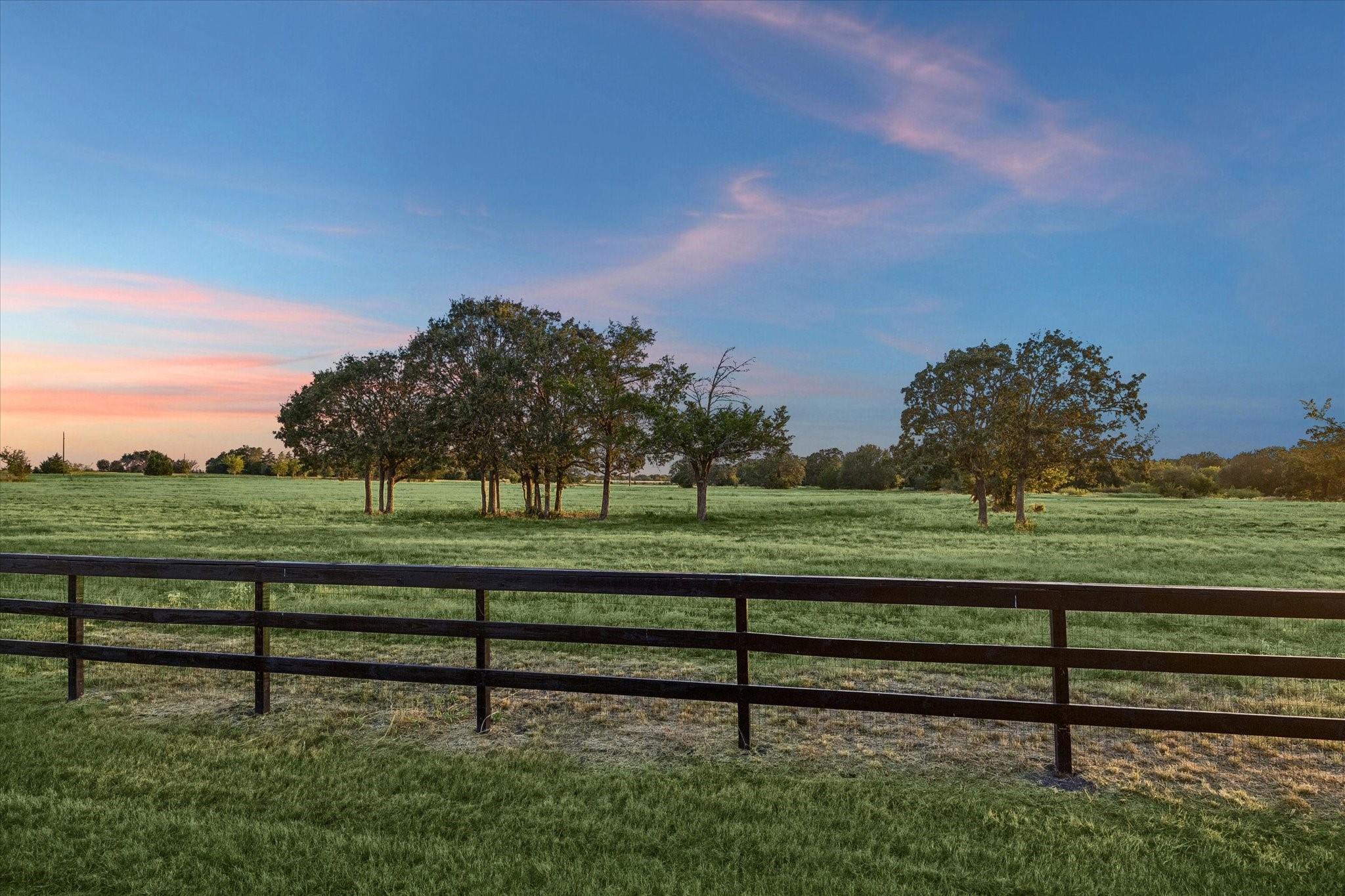 3 Round Top Farms Drive