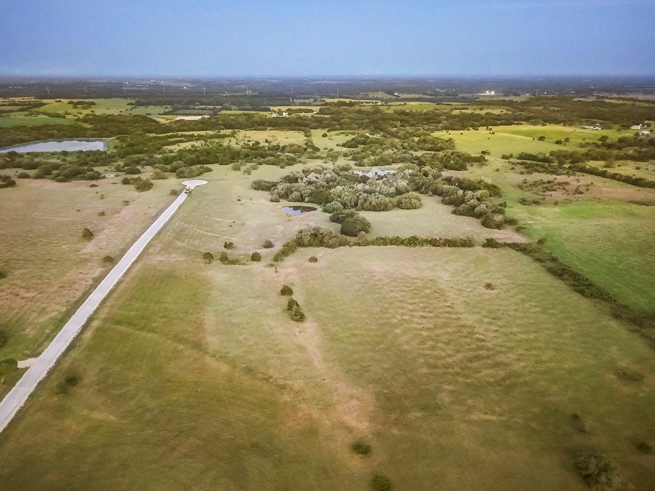 2 Round Top Farms Drive