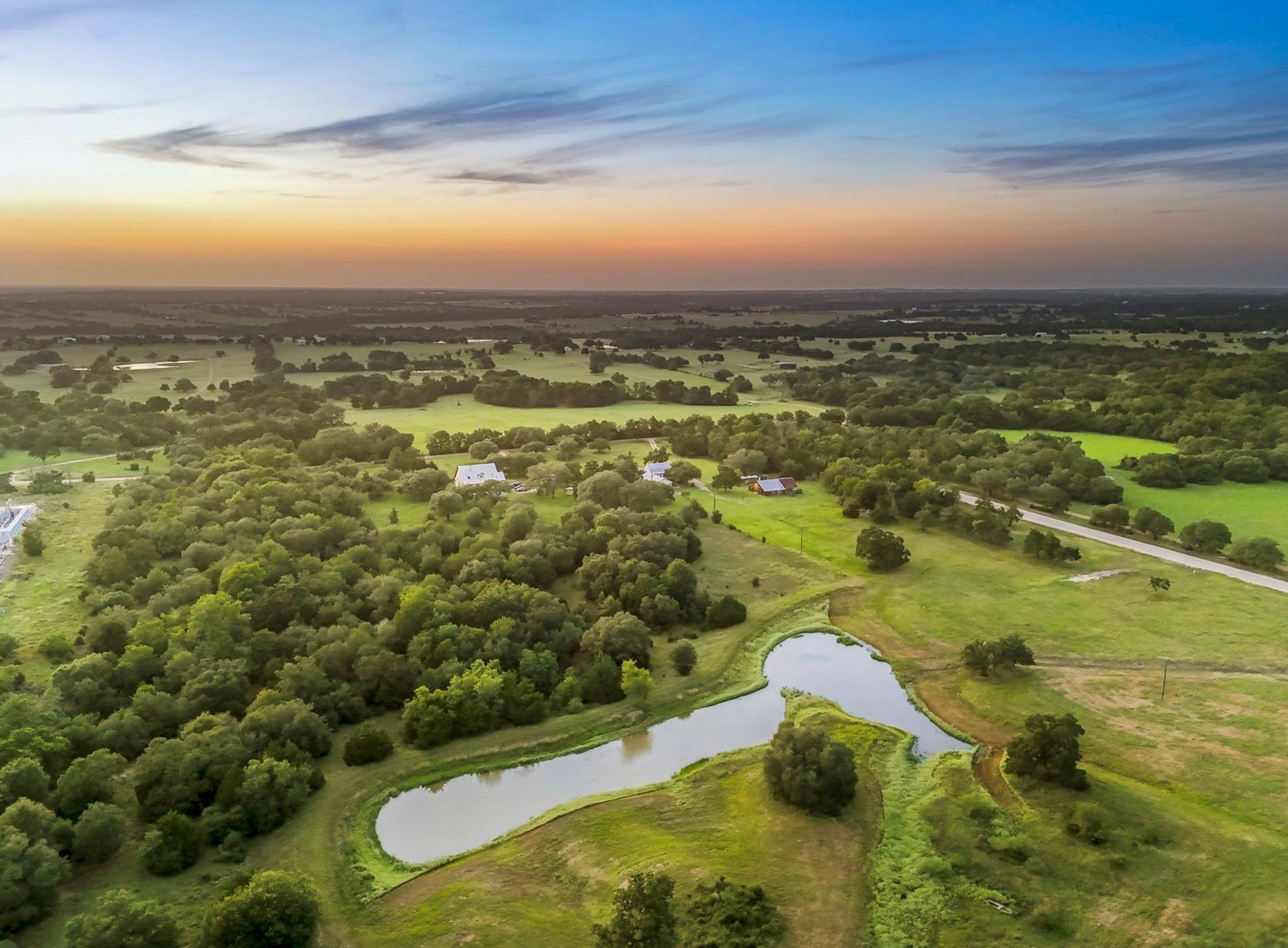 16 Round Top Farms Drive