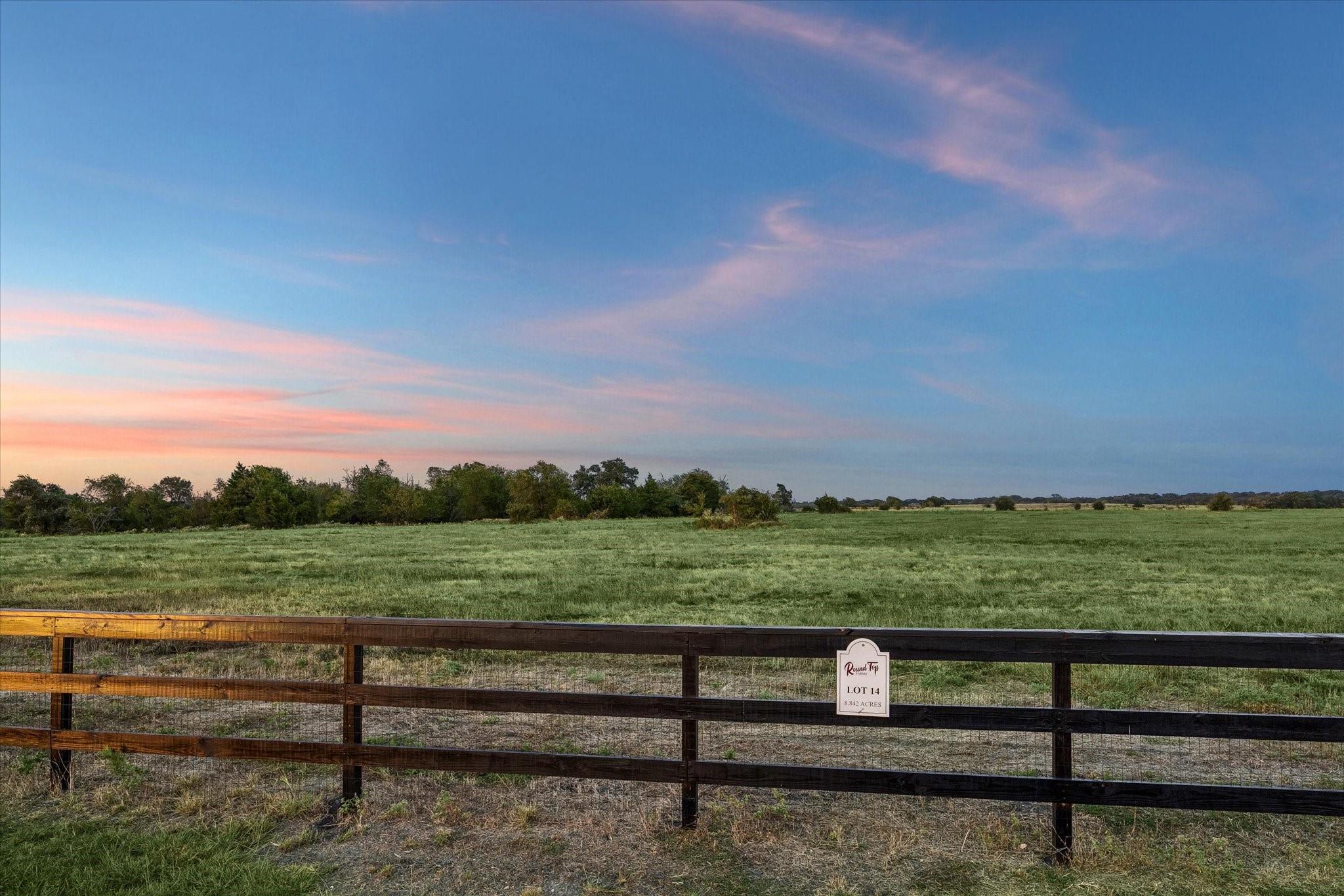 14 Round Top Farms Drive