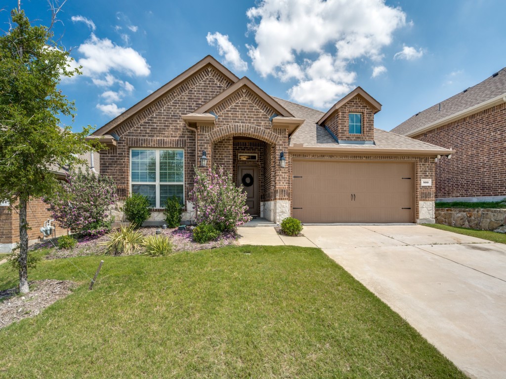 800 Monarch Lane