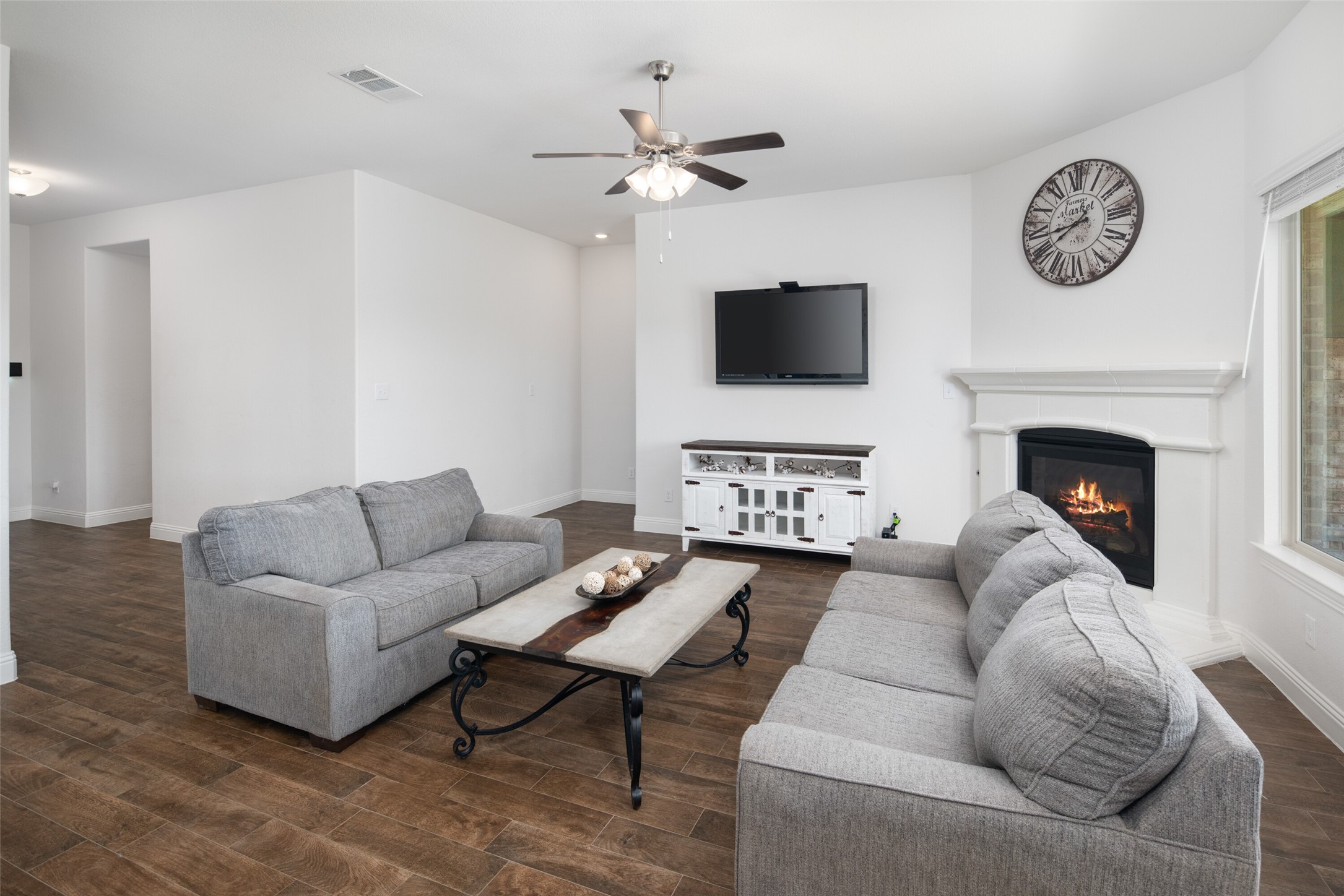 1621 Tapadero Lane