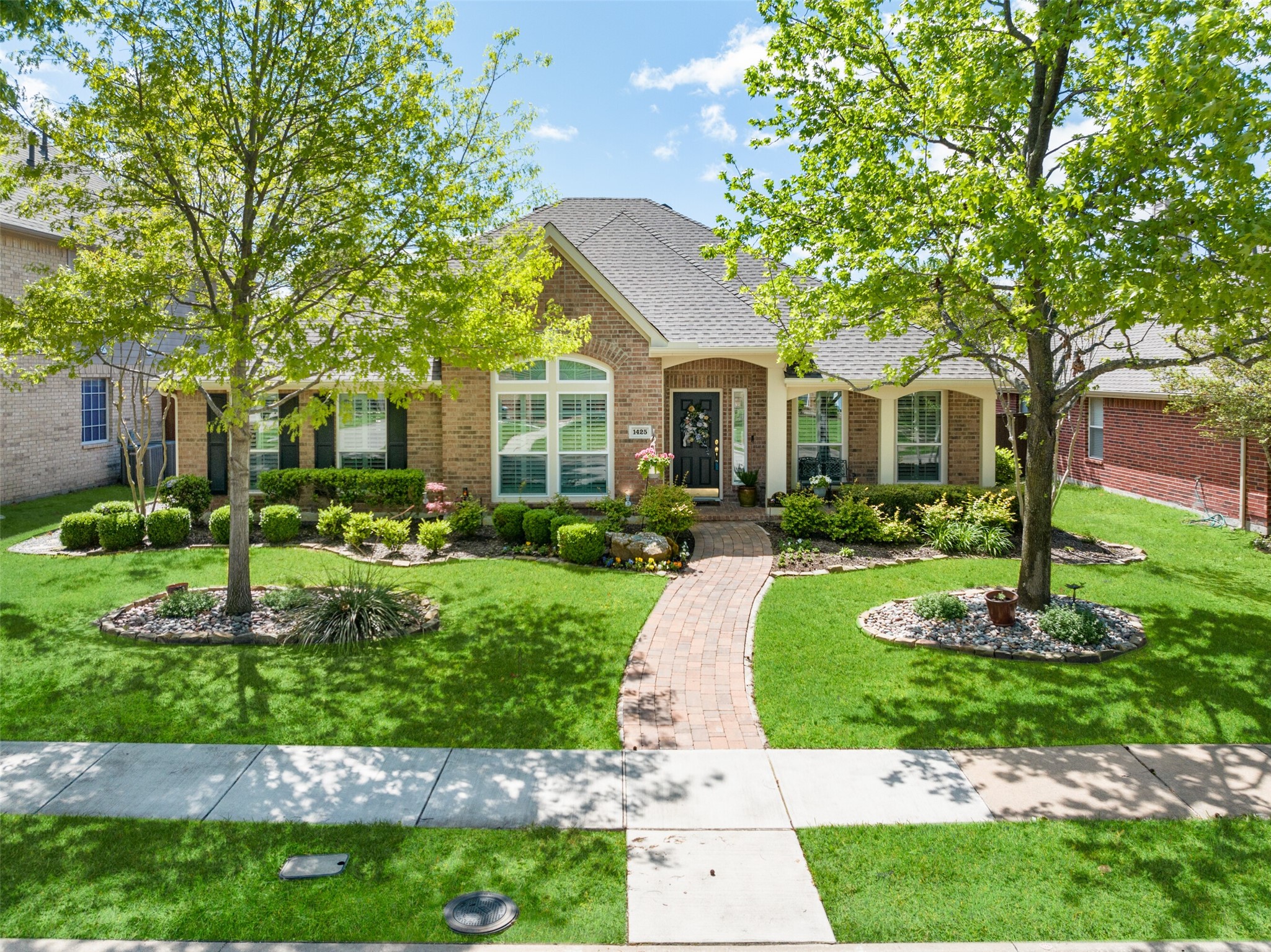 1425 Cool Springs Drive