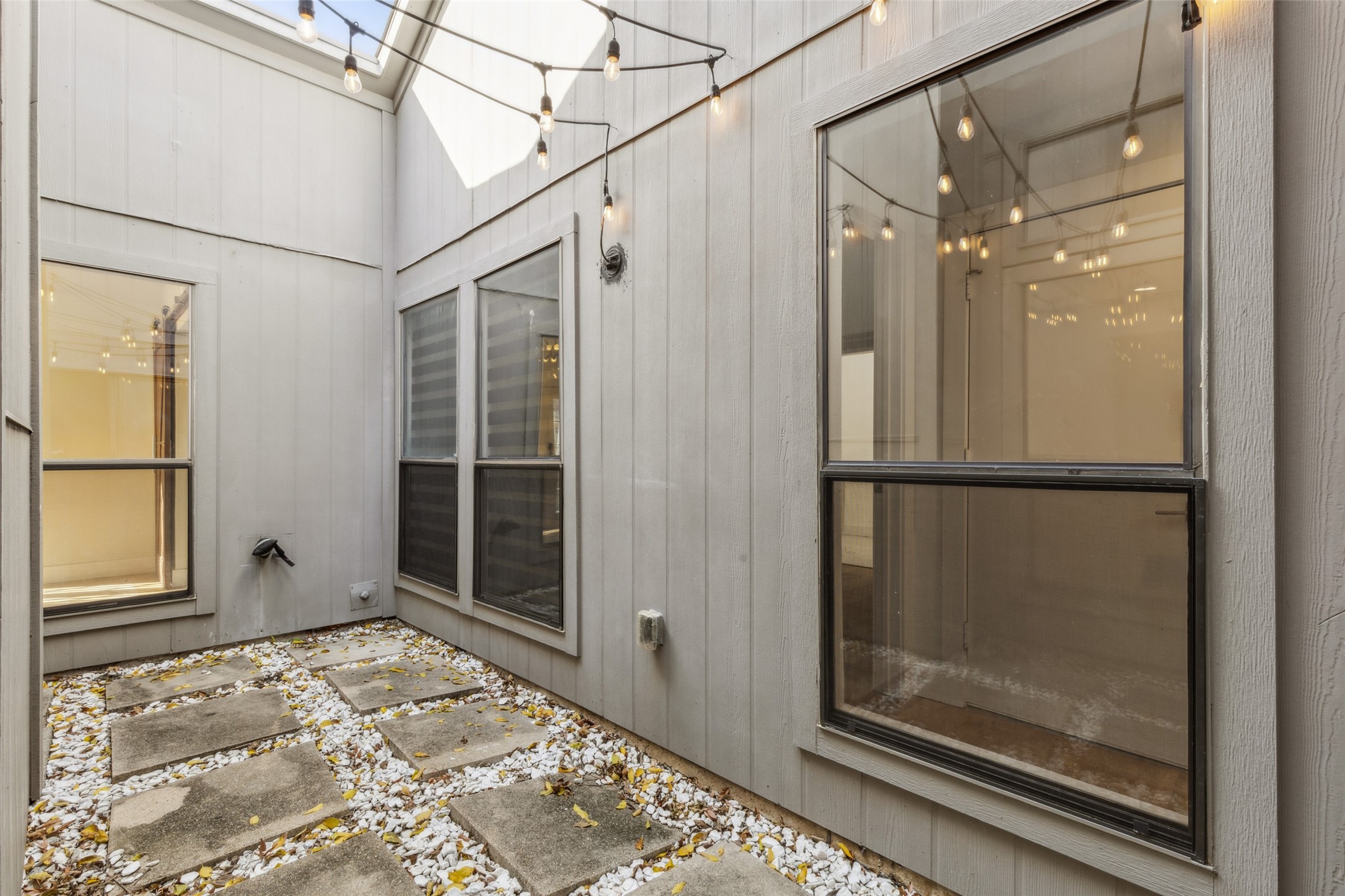 4409 Windward Circle