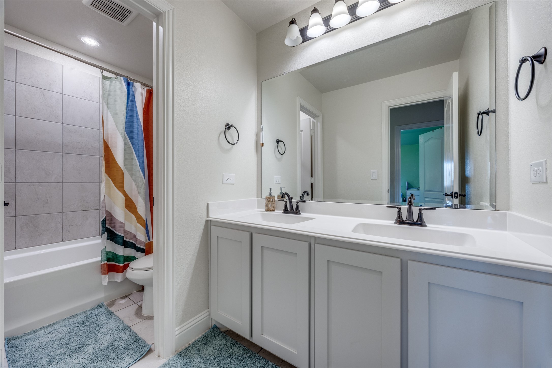 1202 Bridgeport Drive