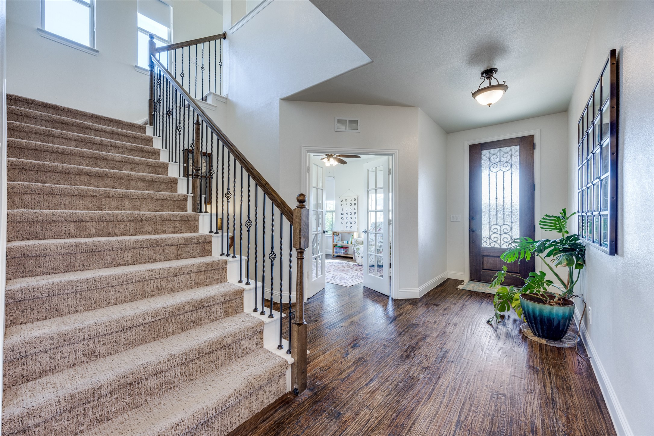 1202 Bridgeport Drive