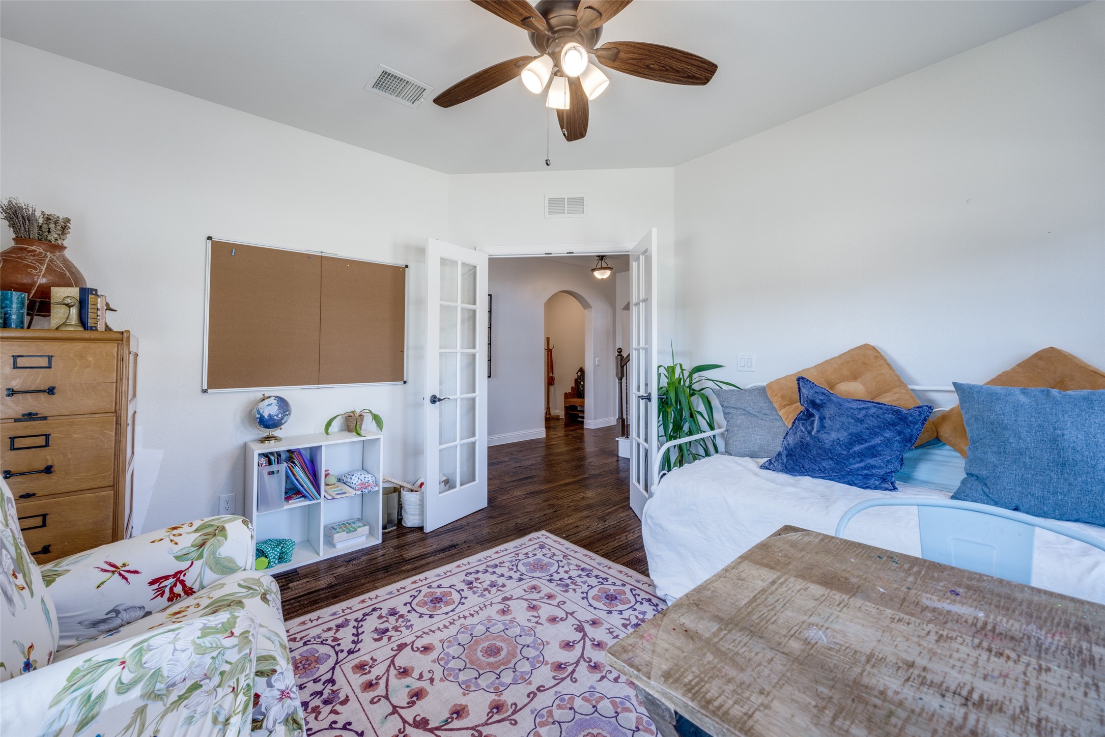 1202 Bridgeport Drive