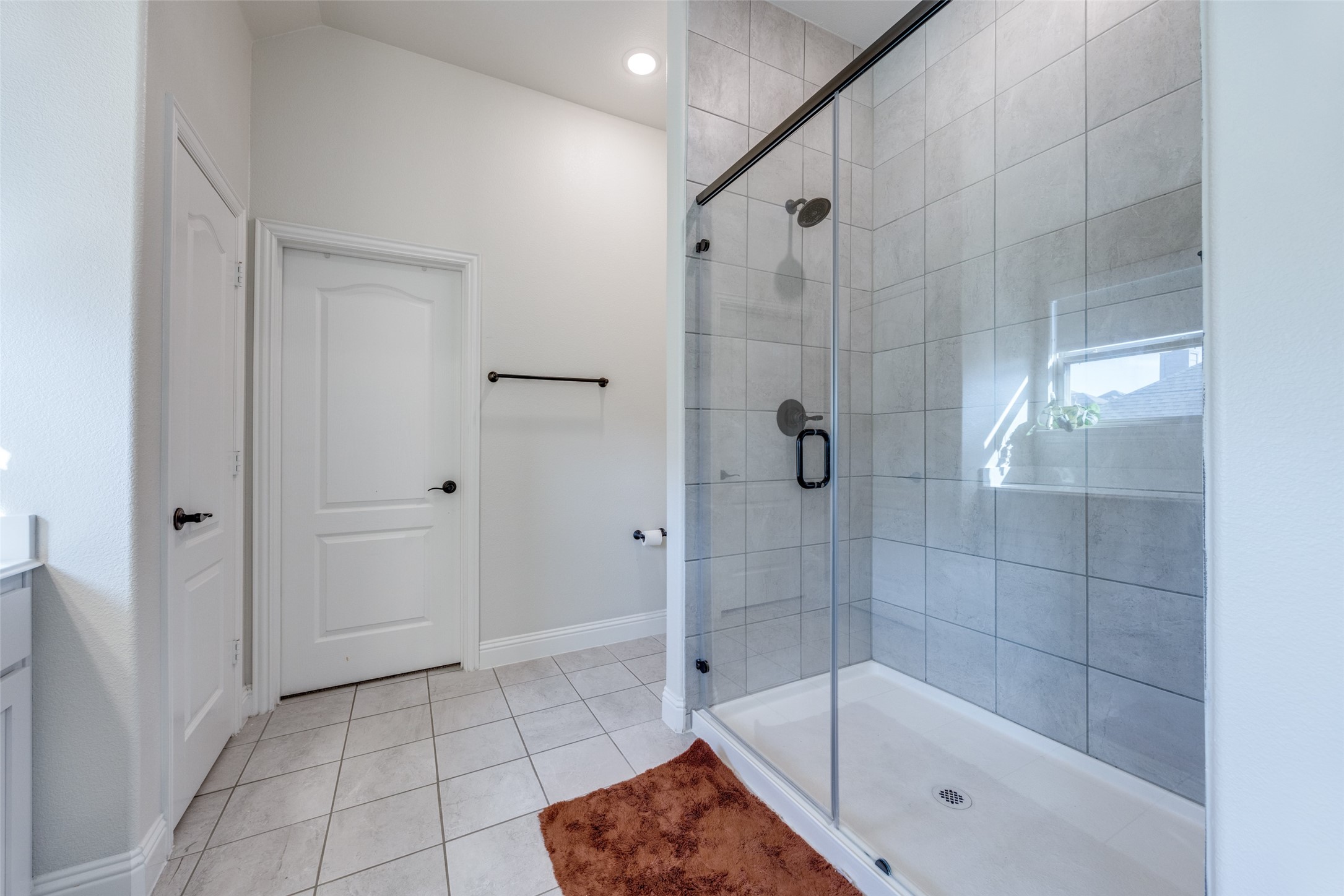 1202 Bridgeport Drive