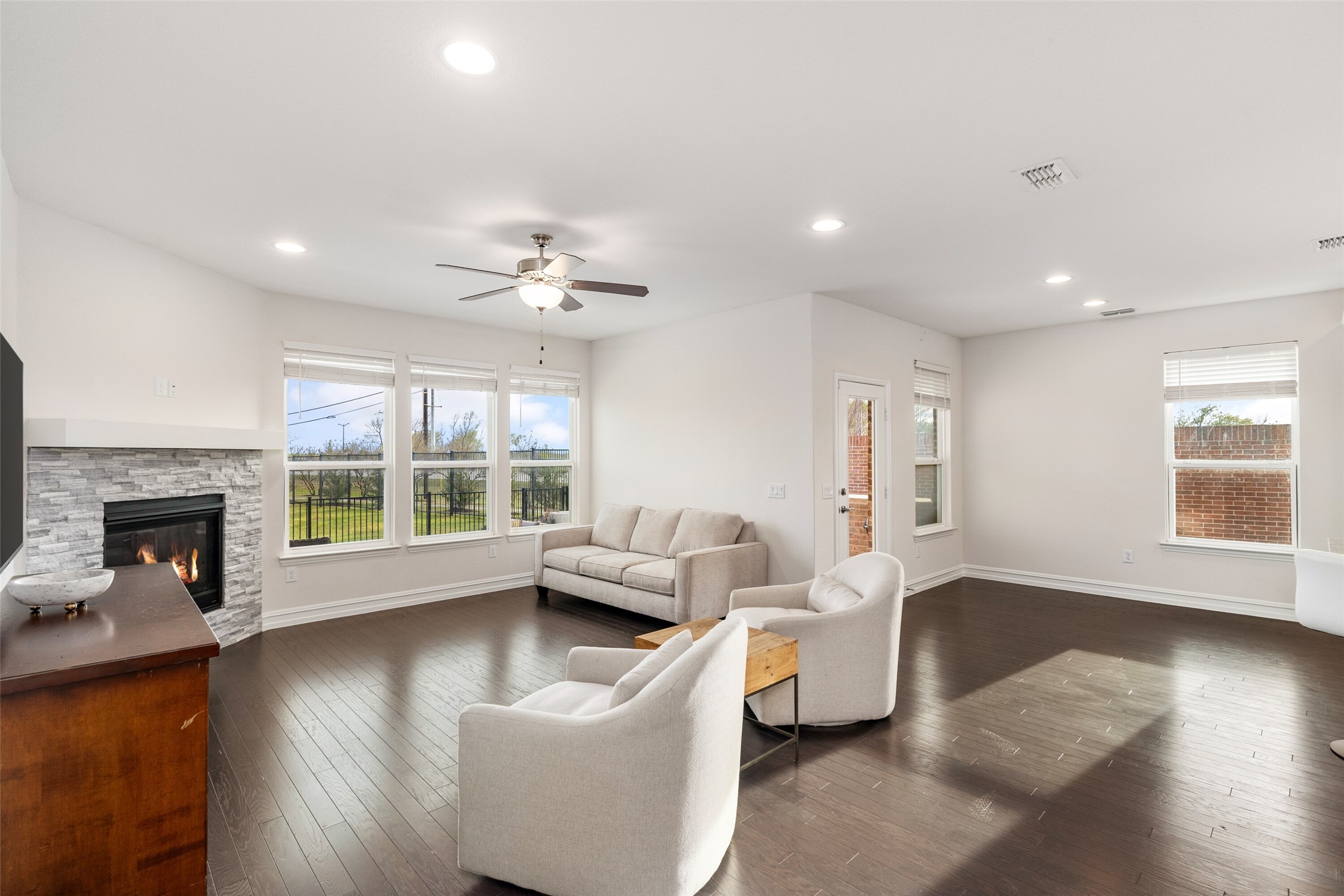 1222 Hot Springs Way