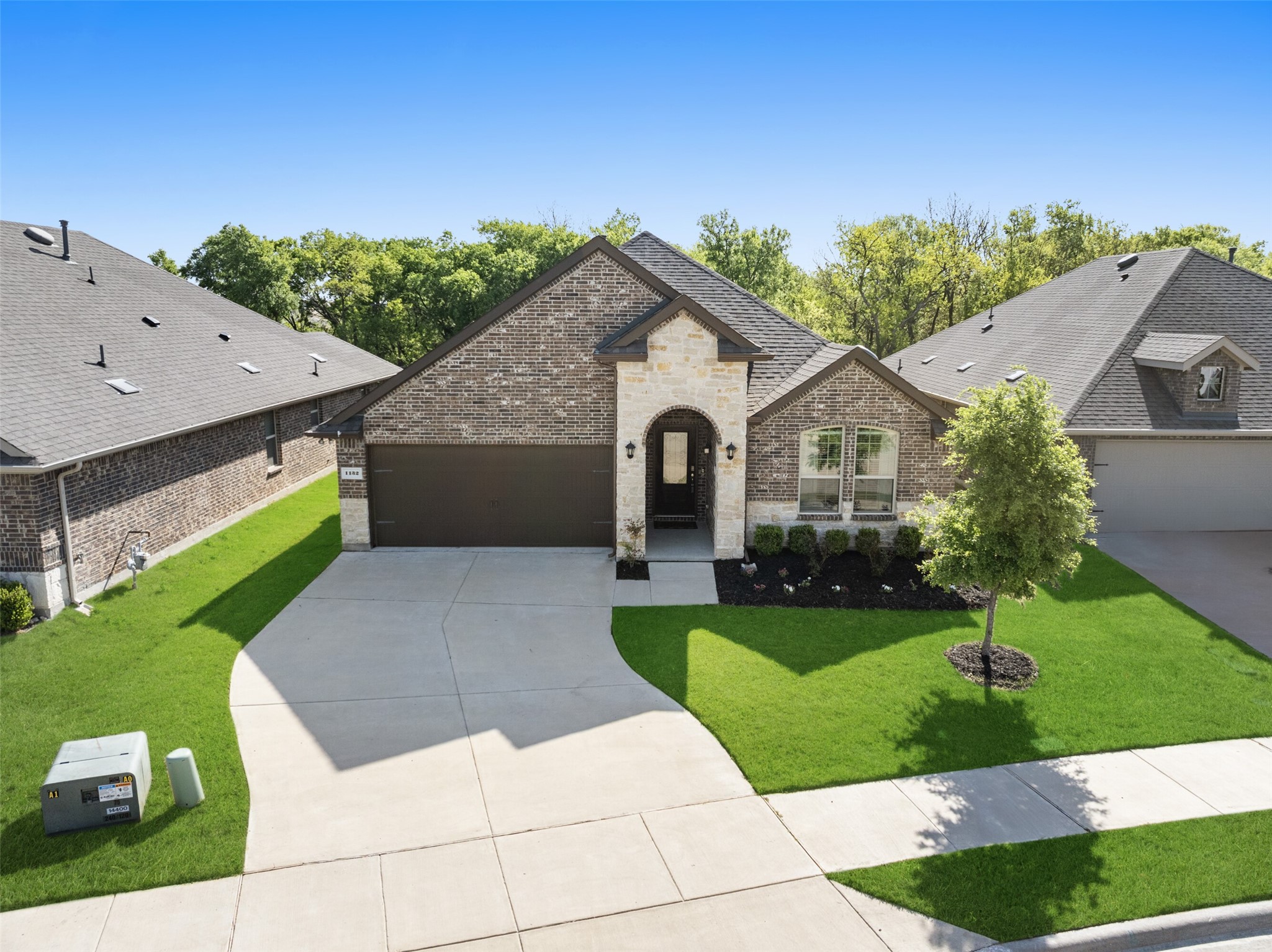 1132 Azure Lane