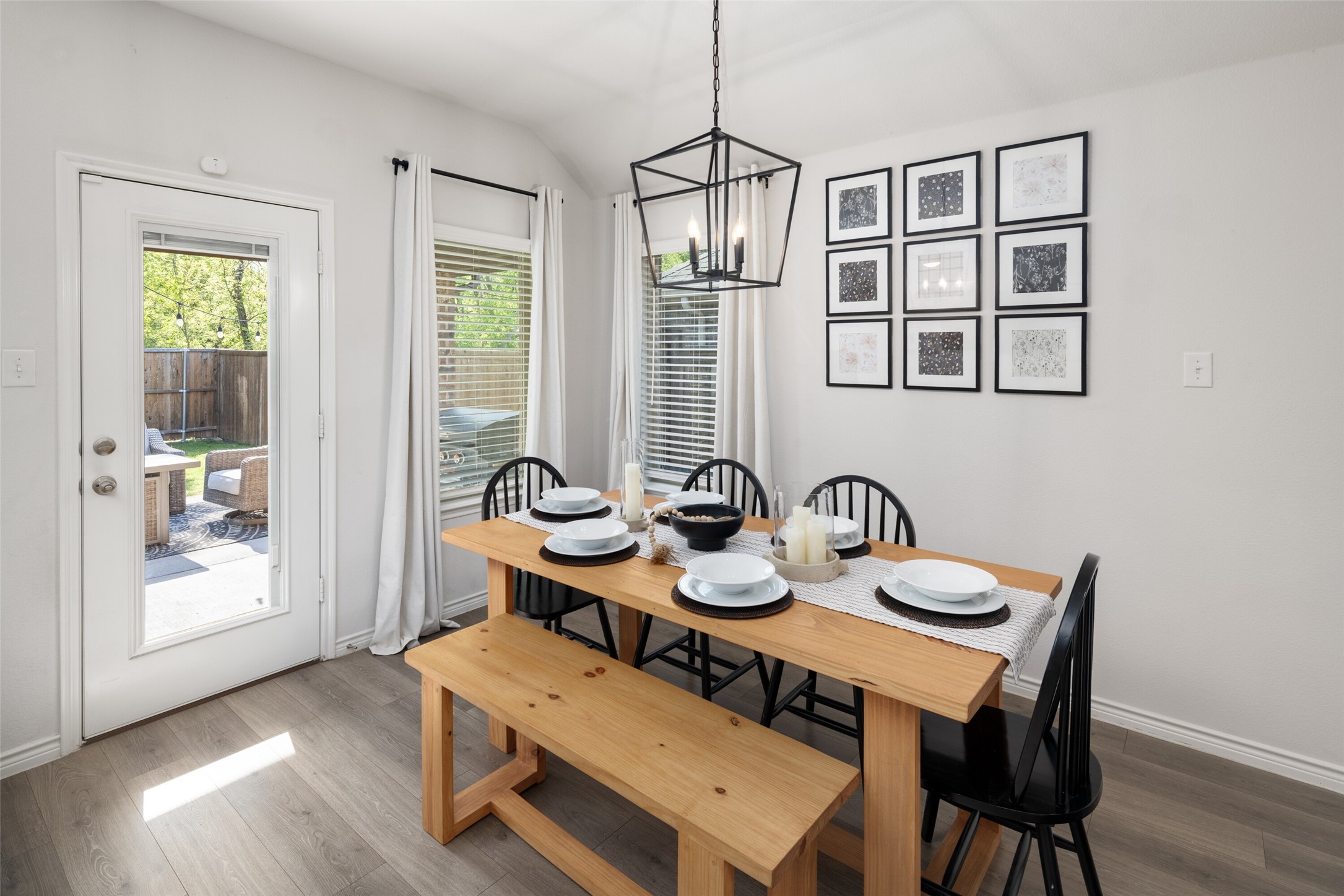 1132 Azure Lane