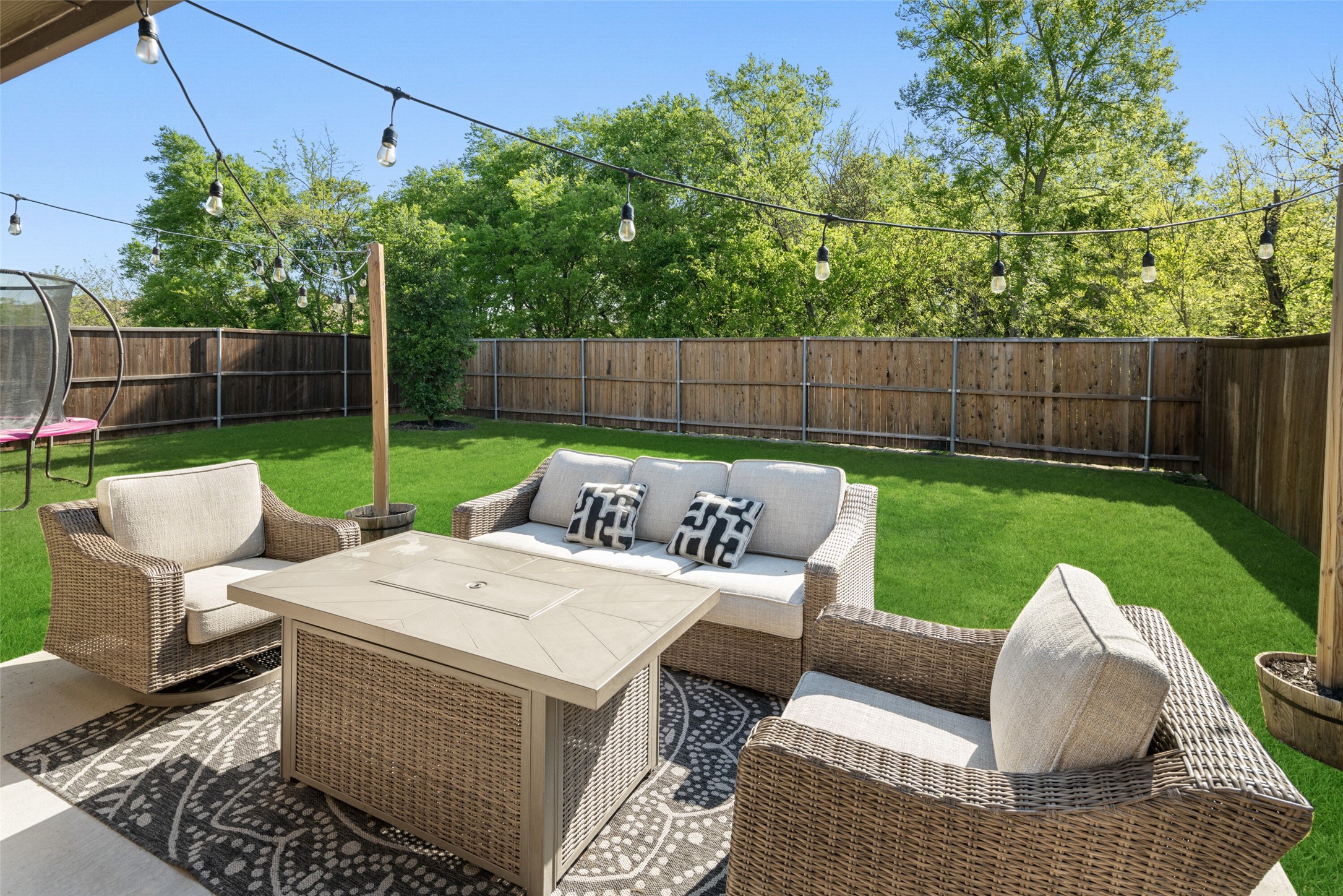 1132 Azure Lane
