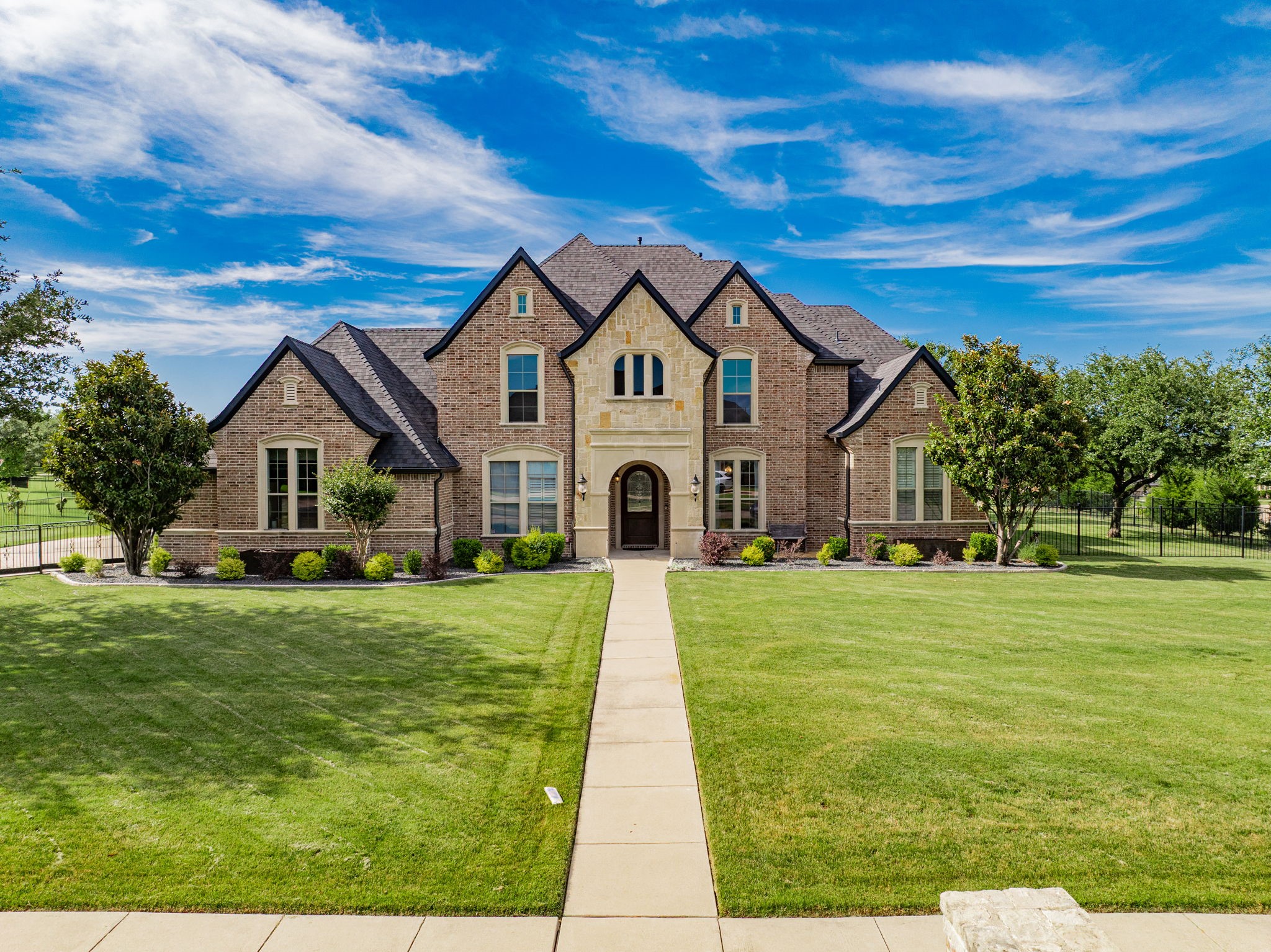 13 Kensington Drive