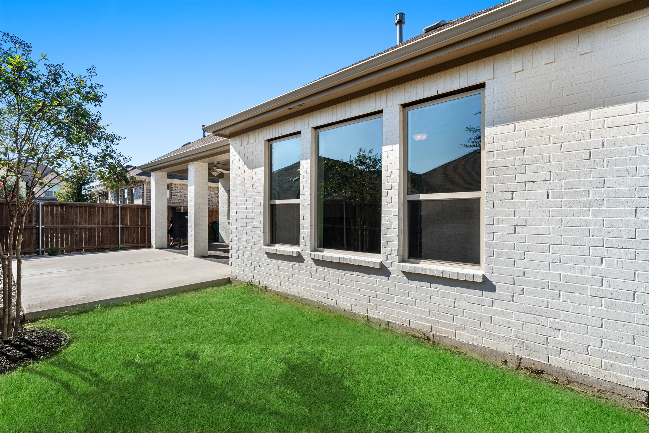 2423 War Admiral Street