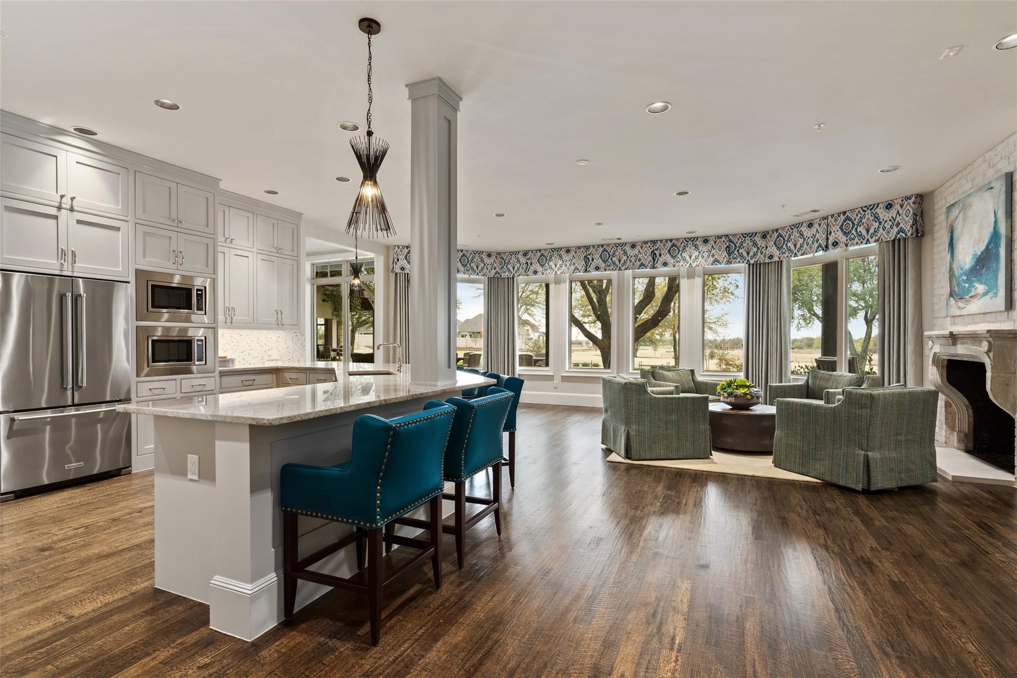 2423 War Admiral Street