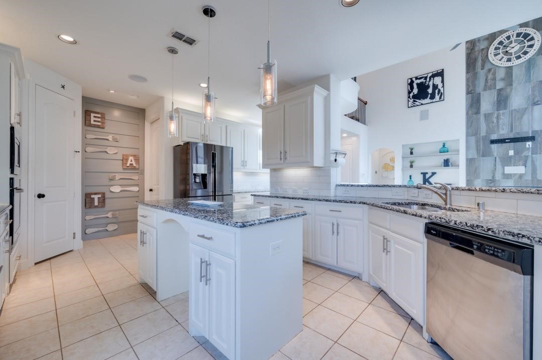 12893 Wolf Snare Drive