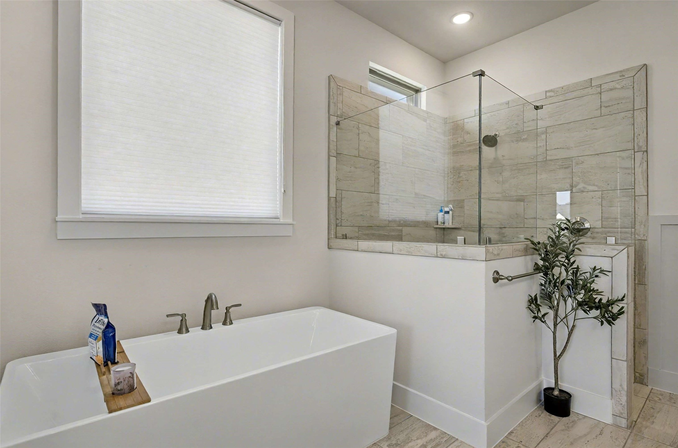 2848 Palomar Road