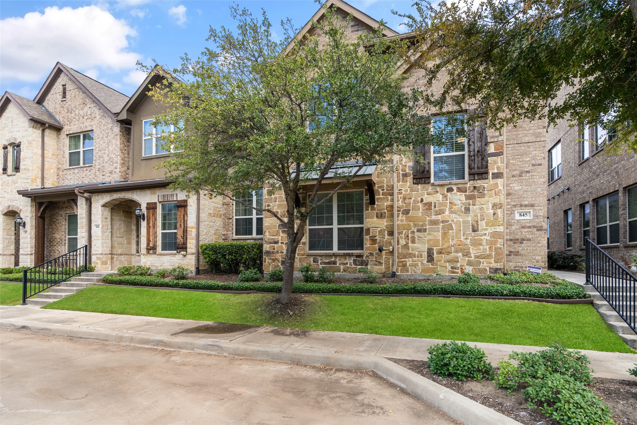 845 Rohan Drive