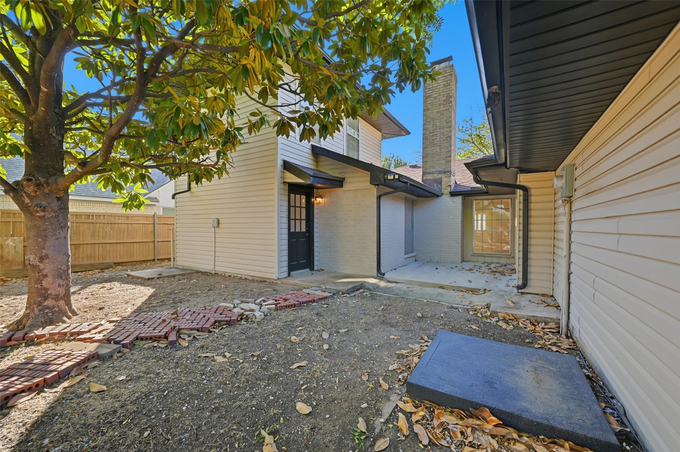 921 Autumn Lake Drive