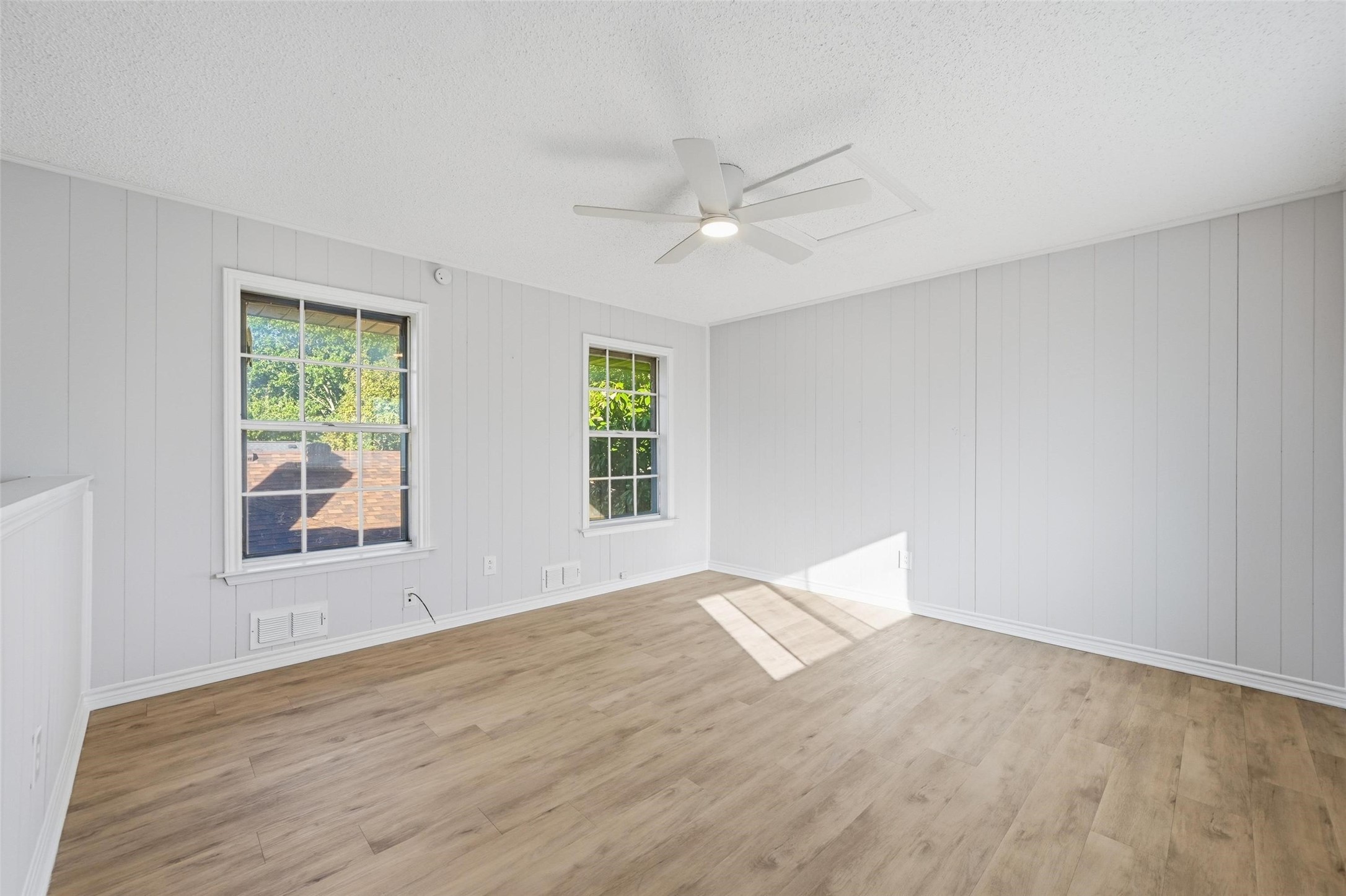 921 Autumn Lake Drive