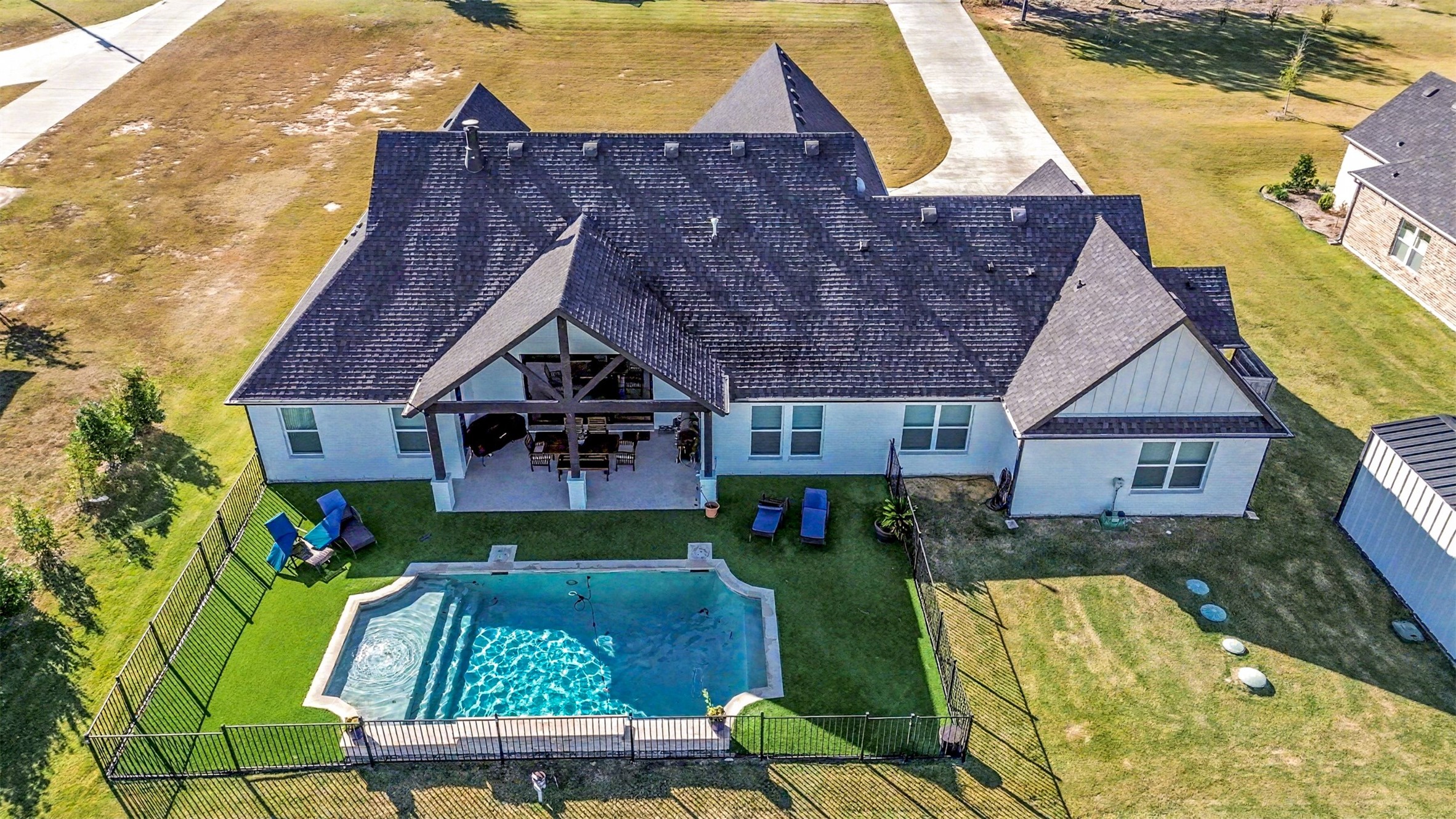 9831 County Road 128