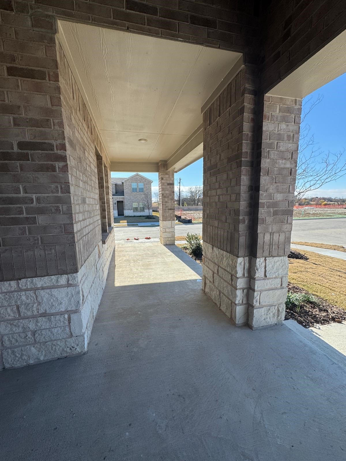 3905 Turquoise Avenue