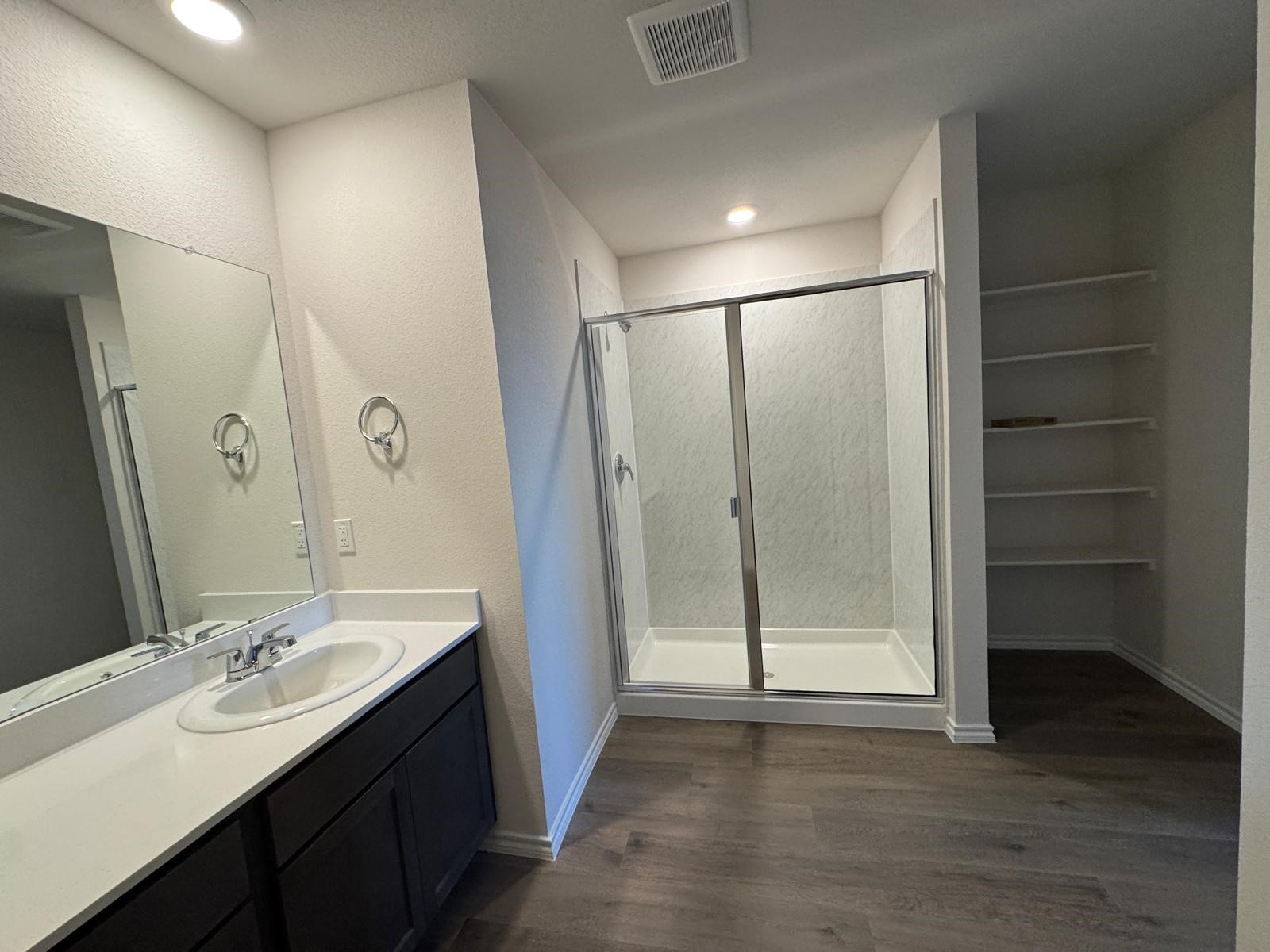 3905 Turquoise Avenue